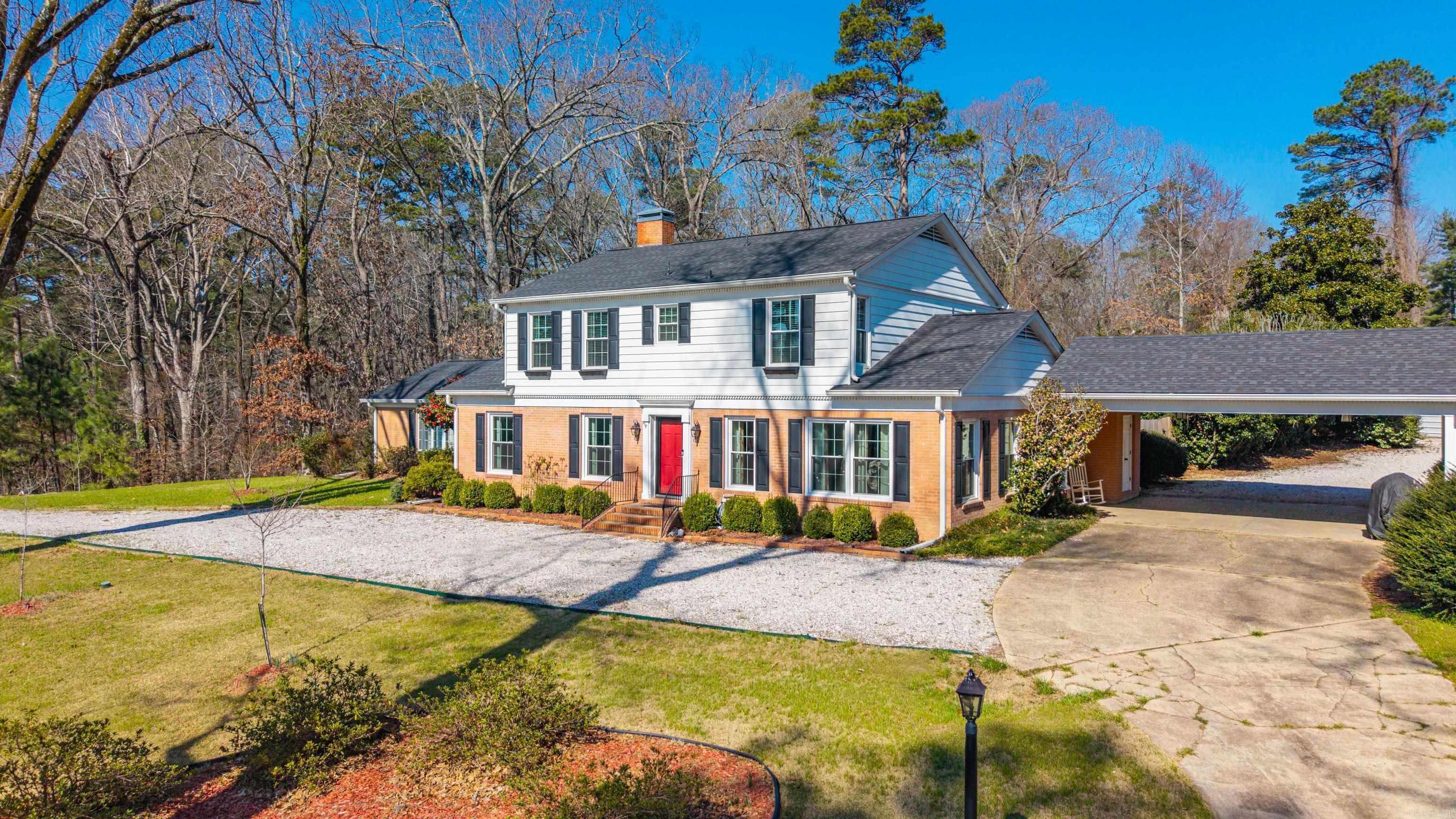 14 Pinewood Drive