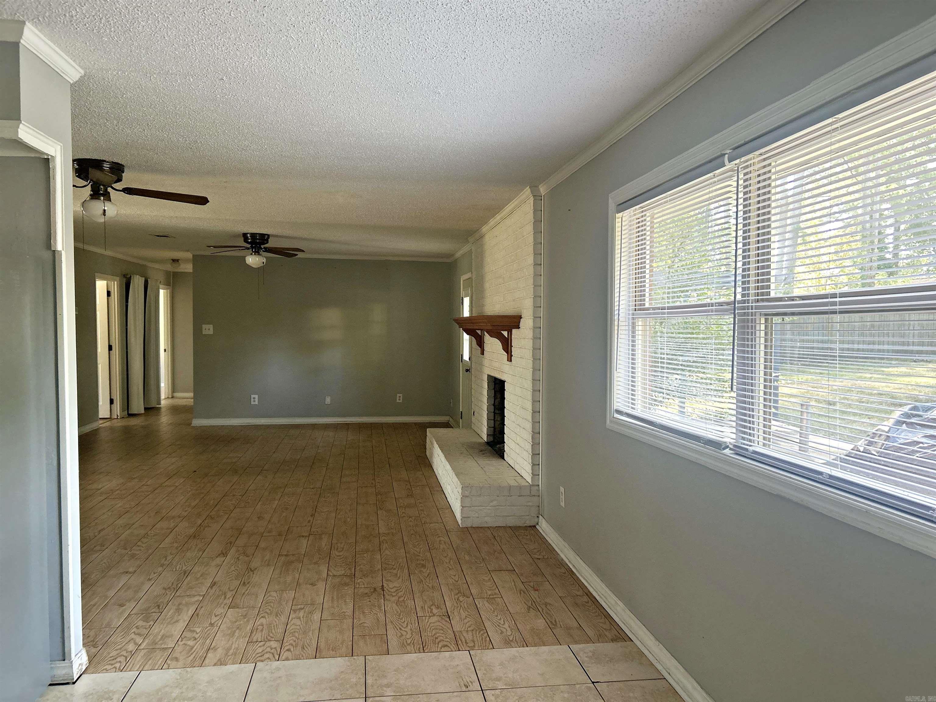 2707 Lynwood Drive