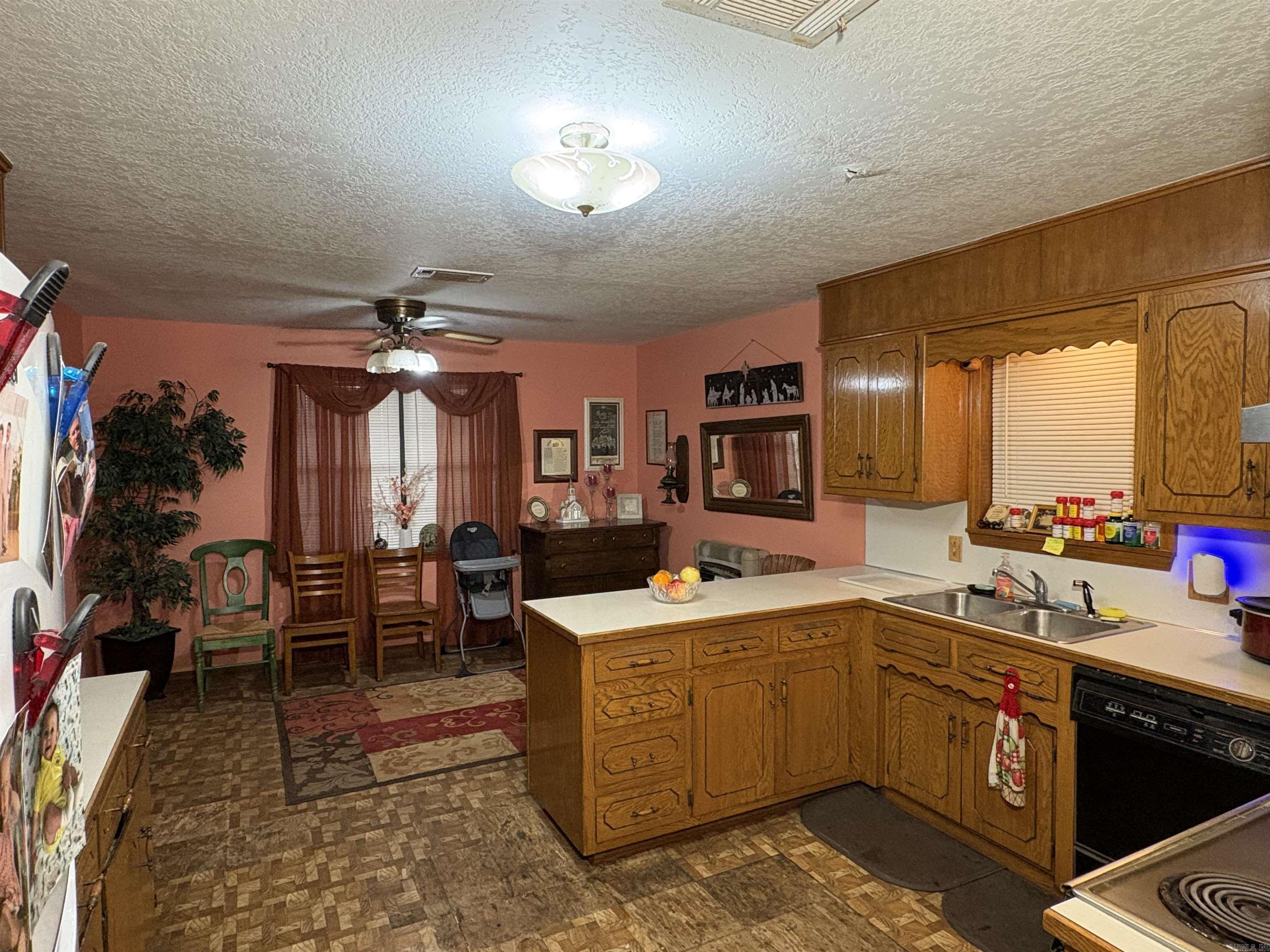 1440 Central Road