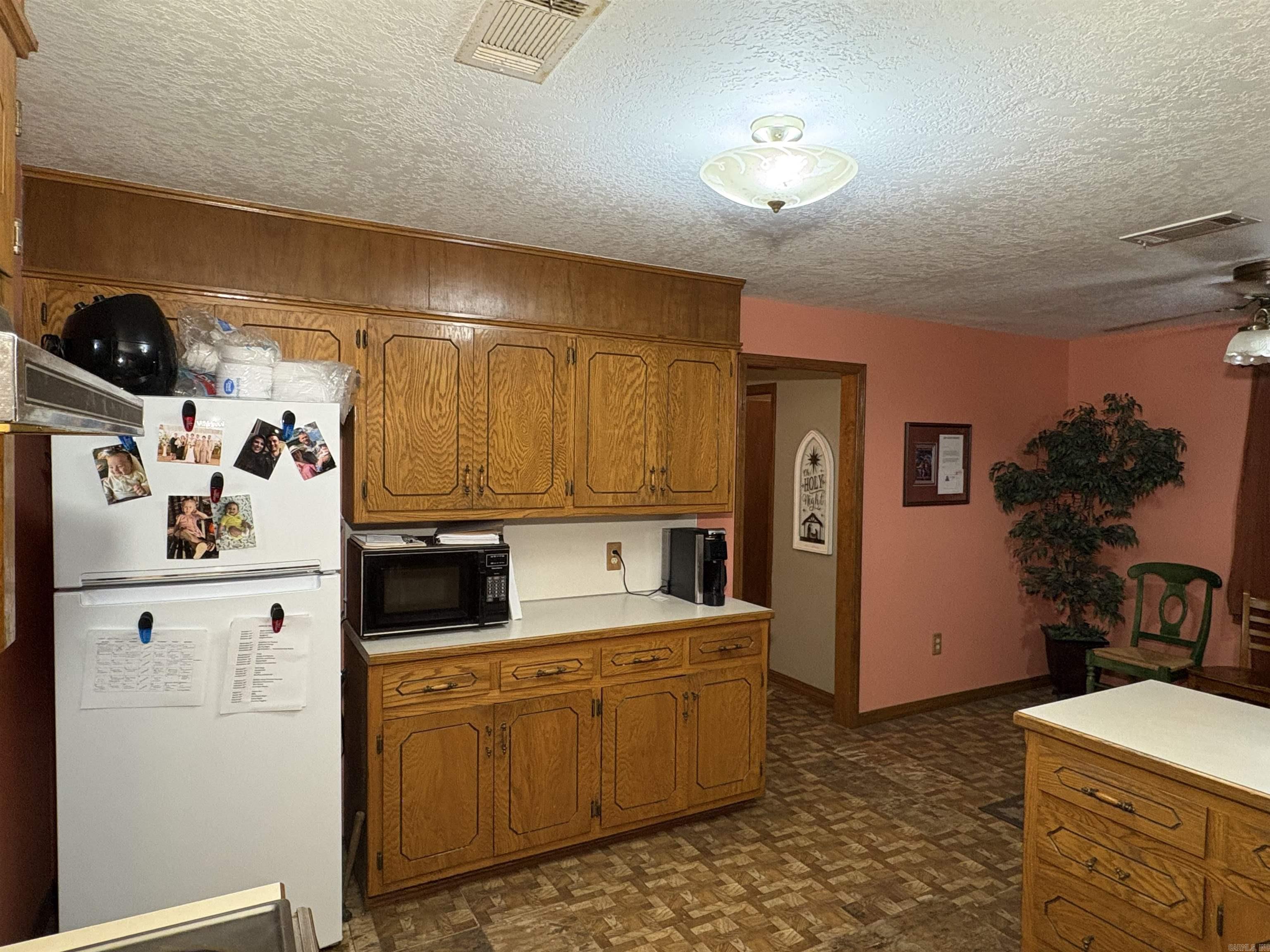 1440 Central Road