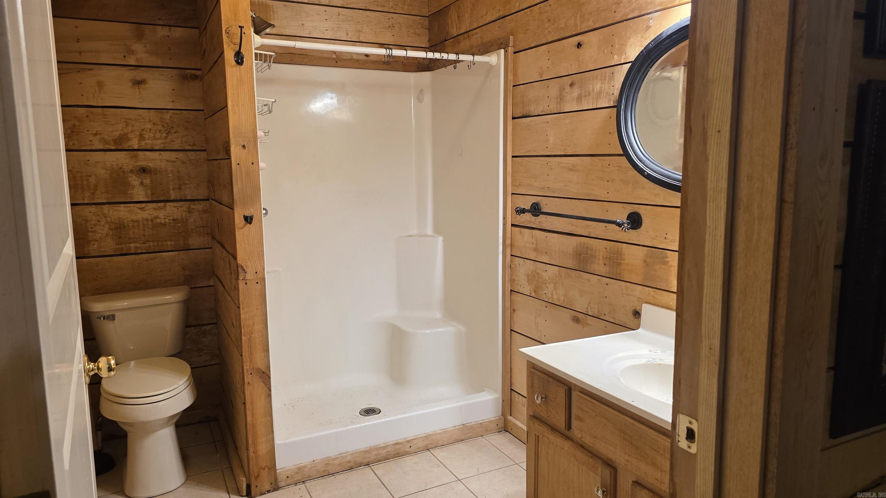 1359 Two Rivers Trail