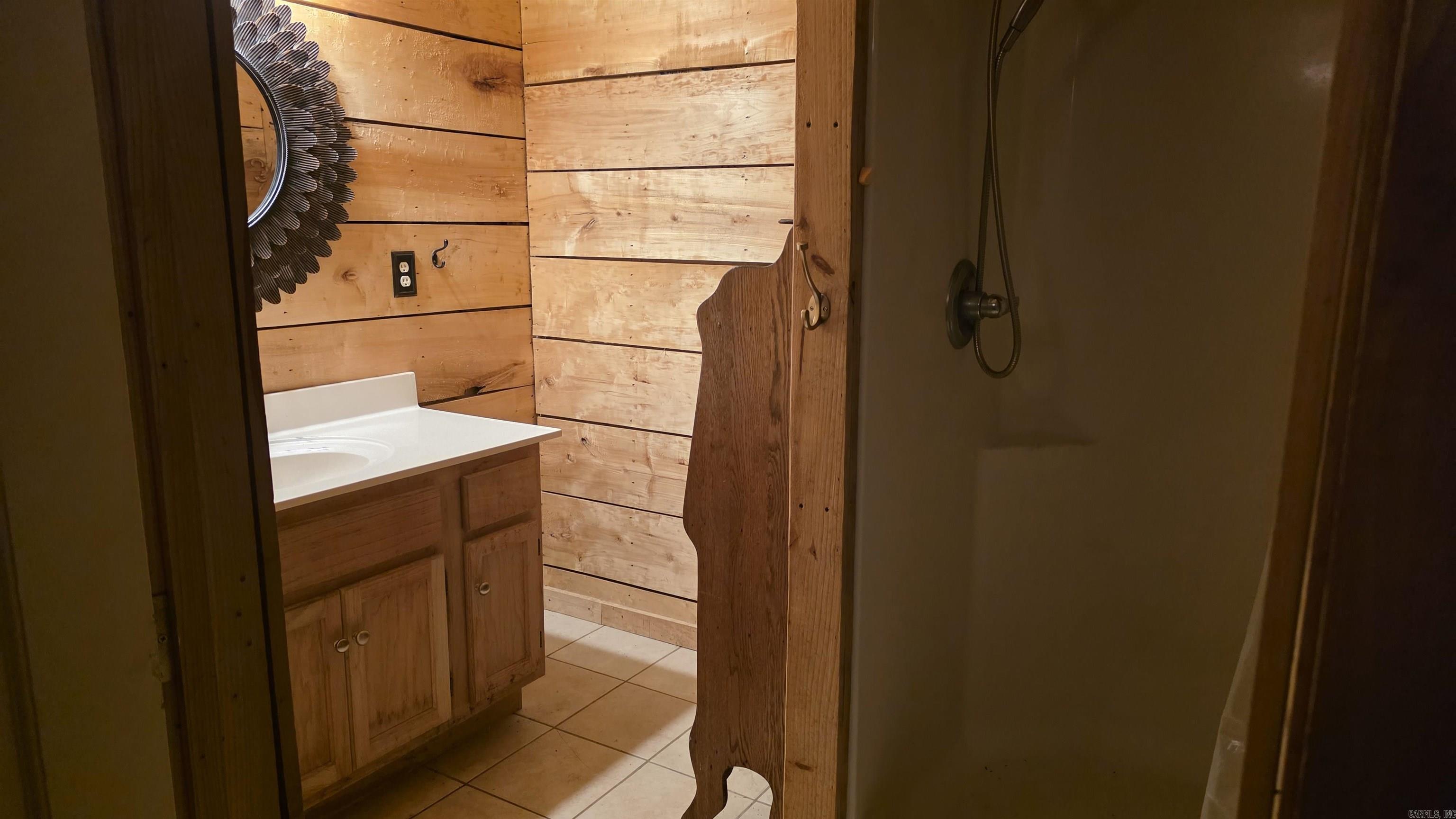 1359 Two Rivers Trail