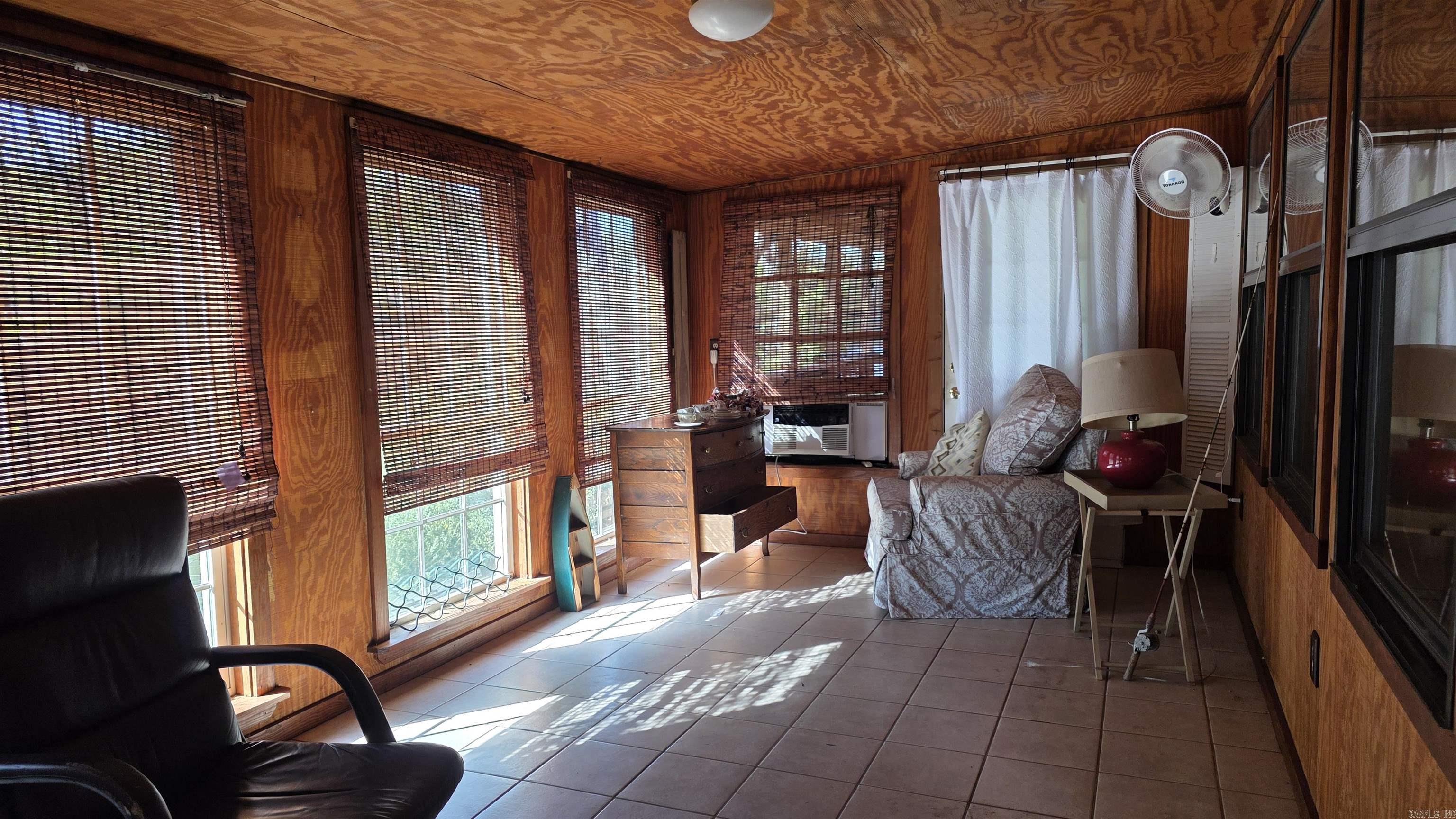 1359 Two Rivers Trail