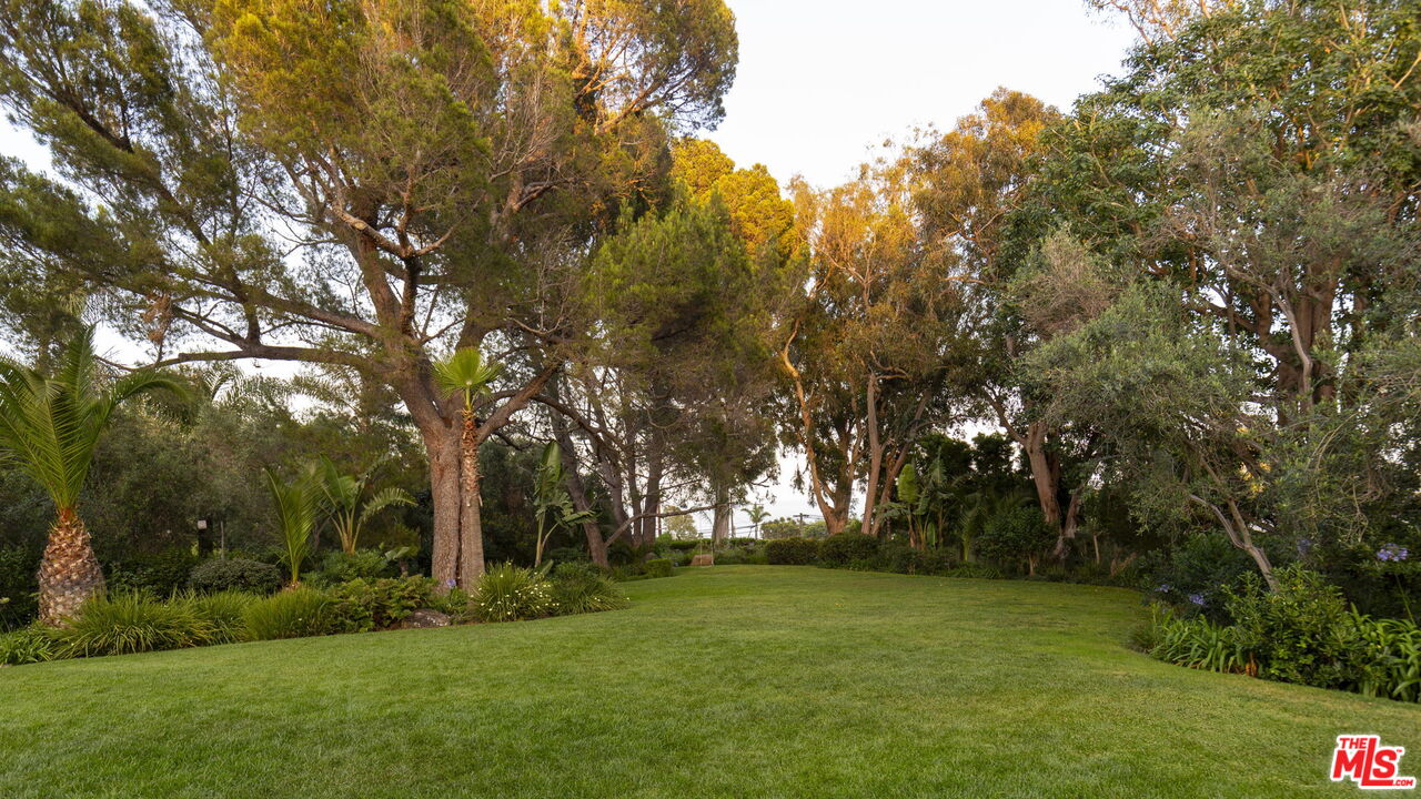 27403 Pacific Coast Hwy