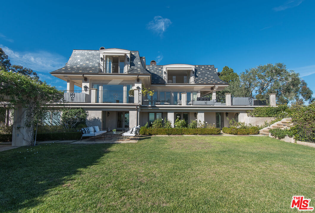 980 STRADELLA RD