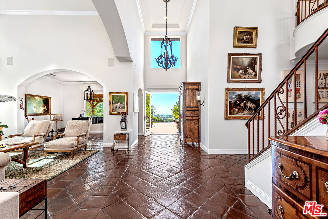 8018 Balcom Canyon Rd