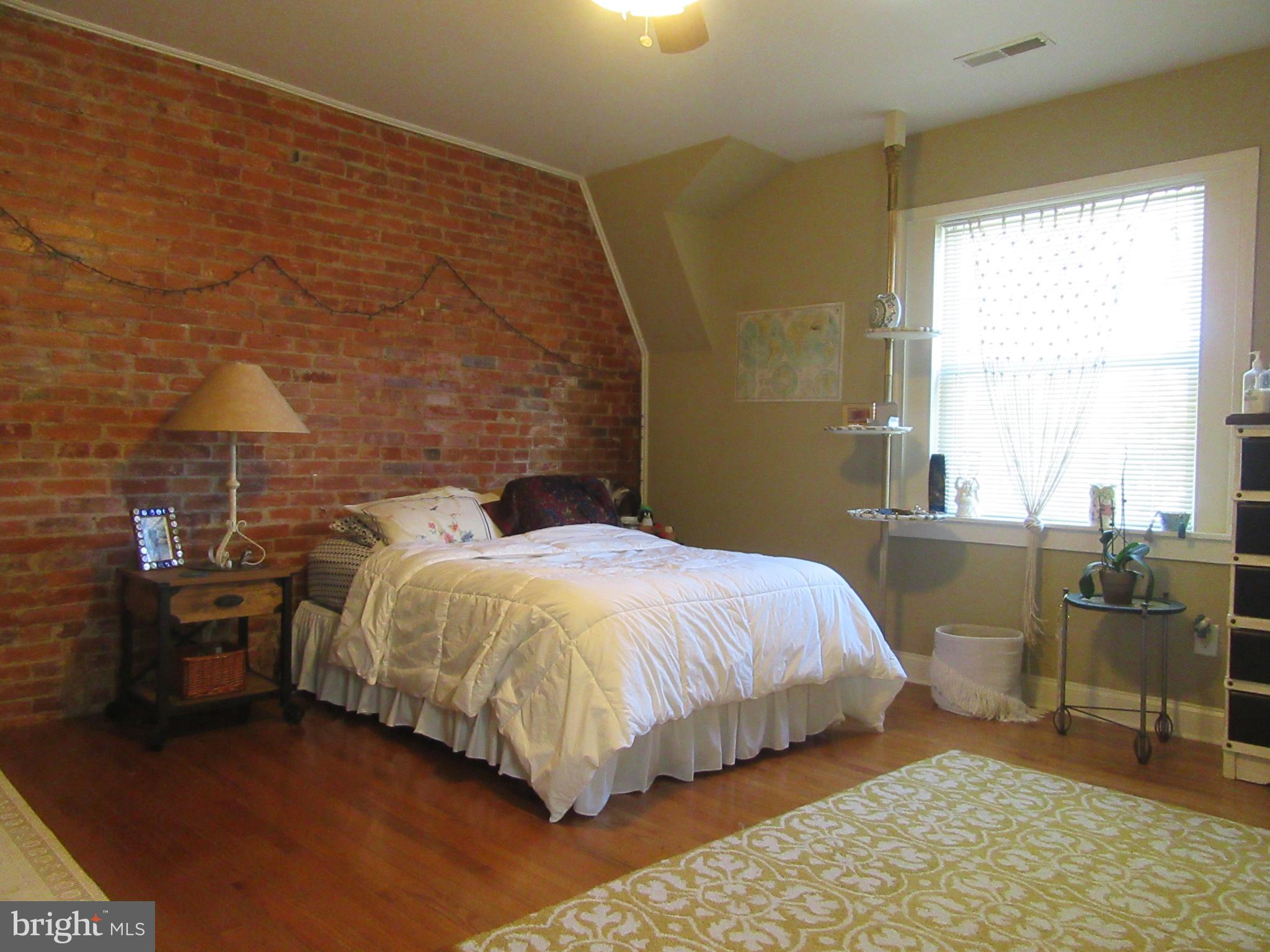 224 W 14TH STREET 4