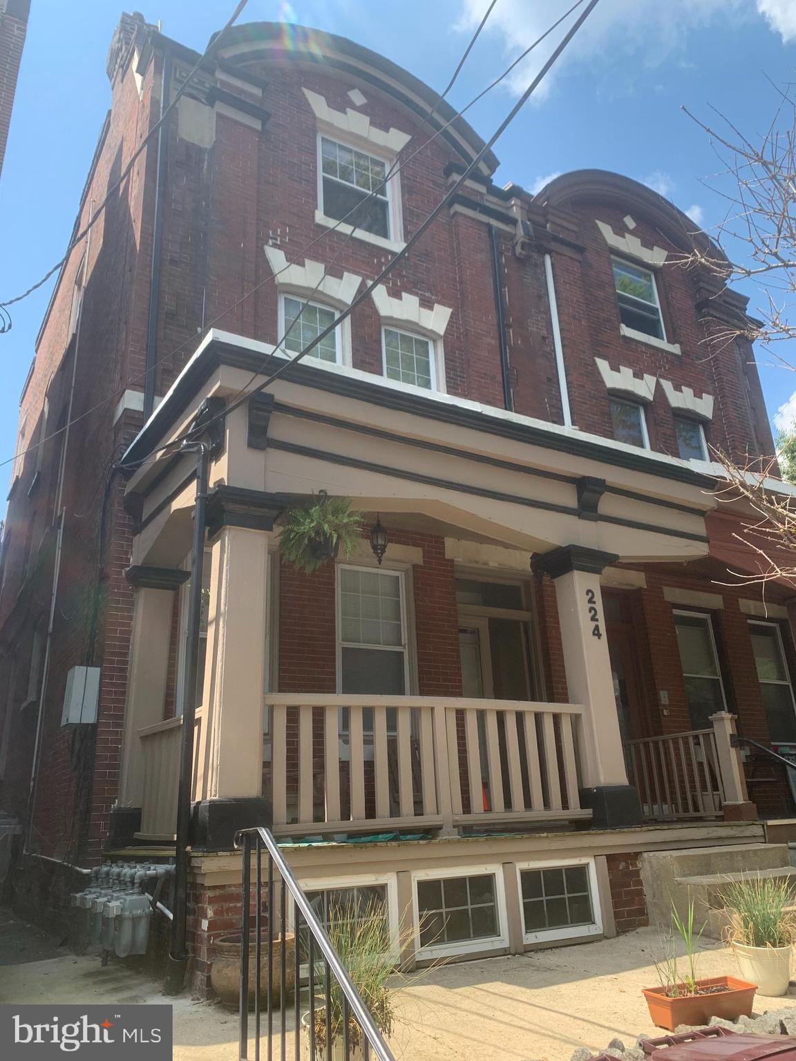 224 W 14TH STREET 4