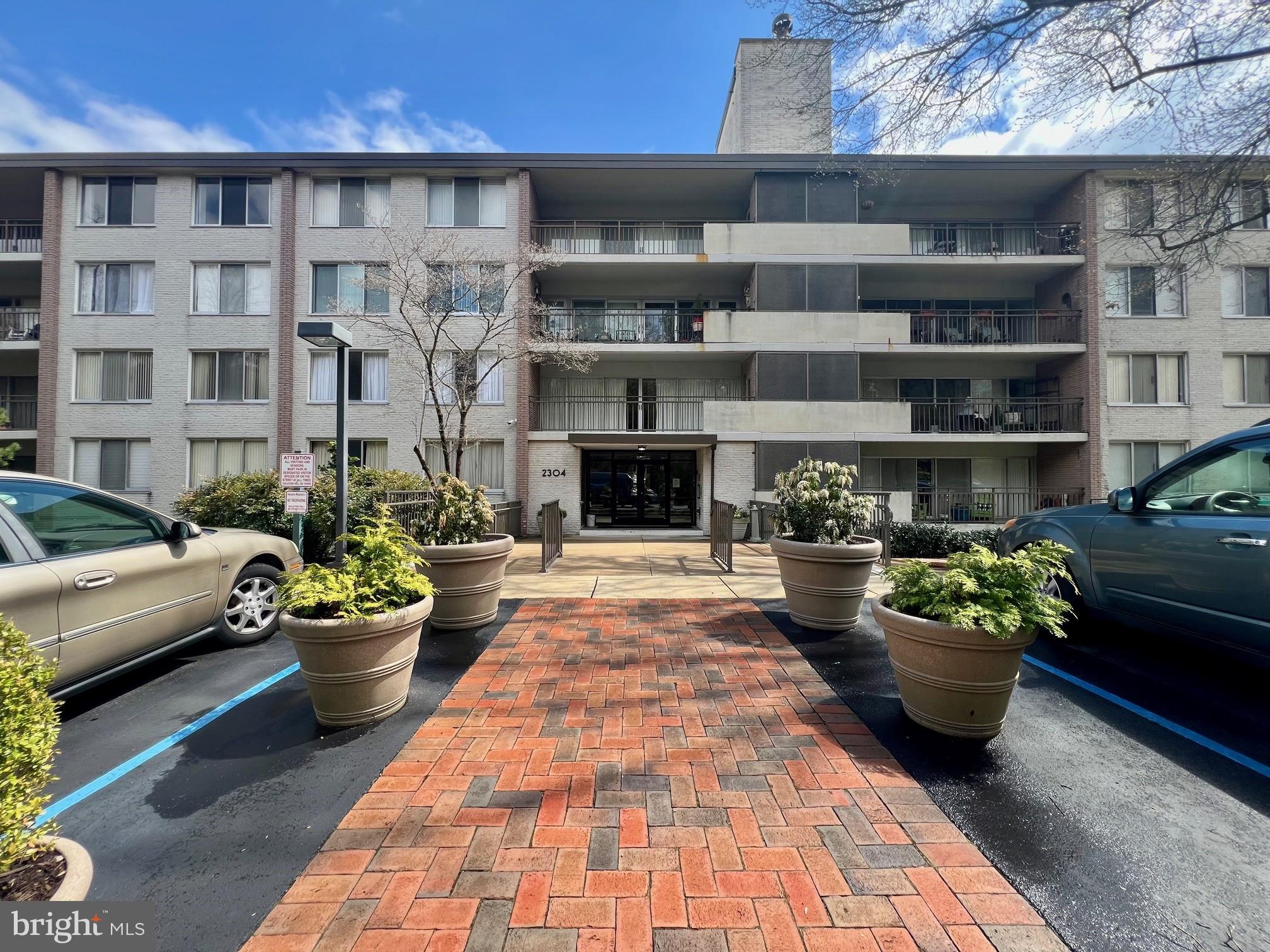2304 RIDDLE AVENUE C403