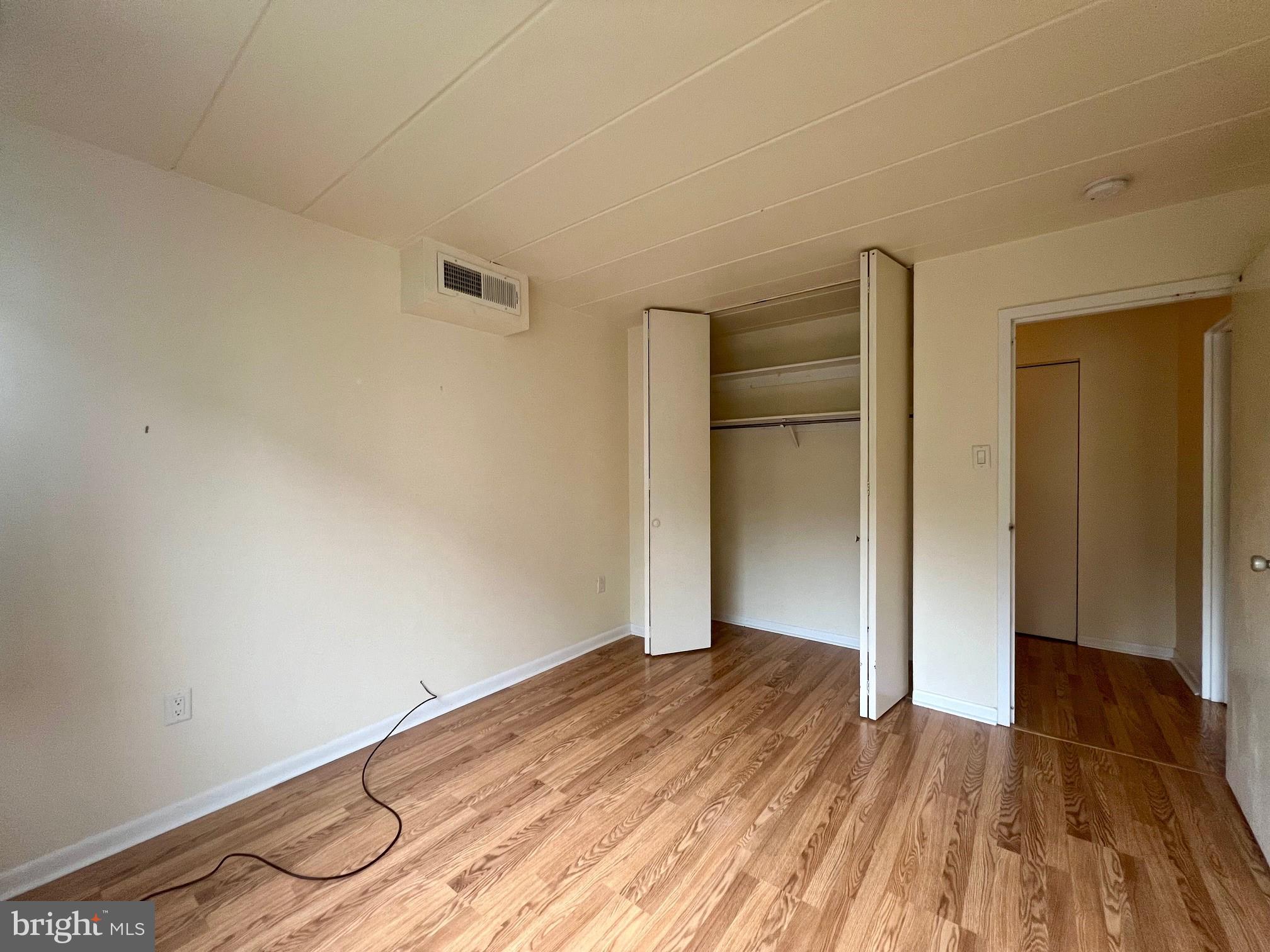 2302 RIDDLE AVENUE B307