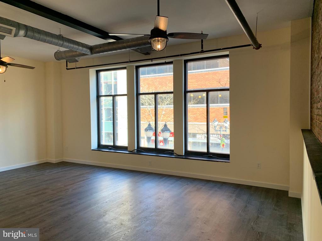 833 N MARKET STREET 201