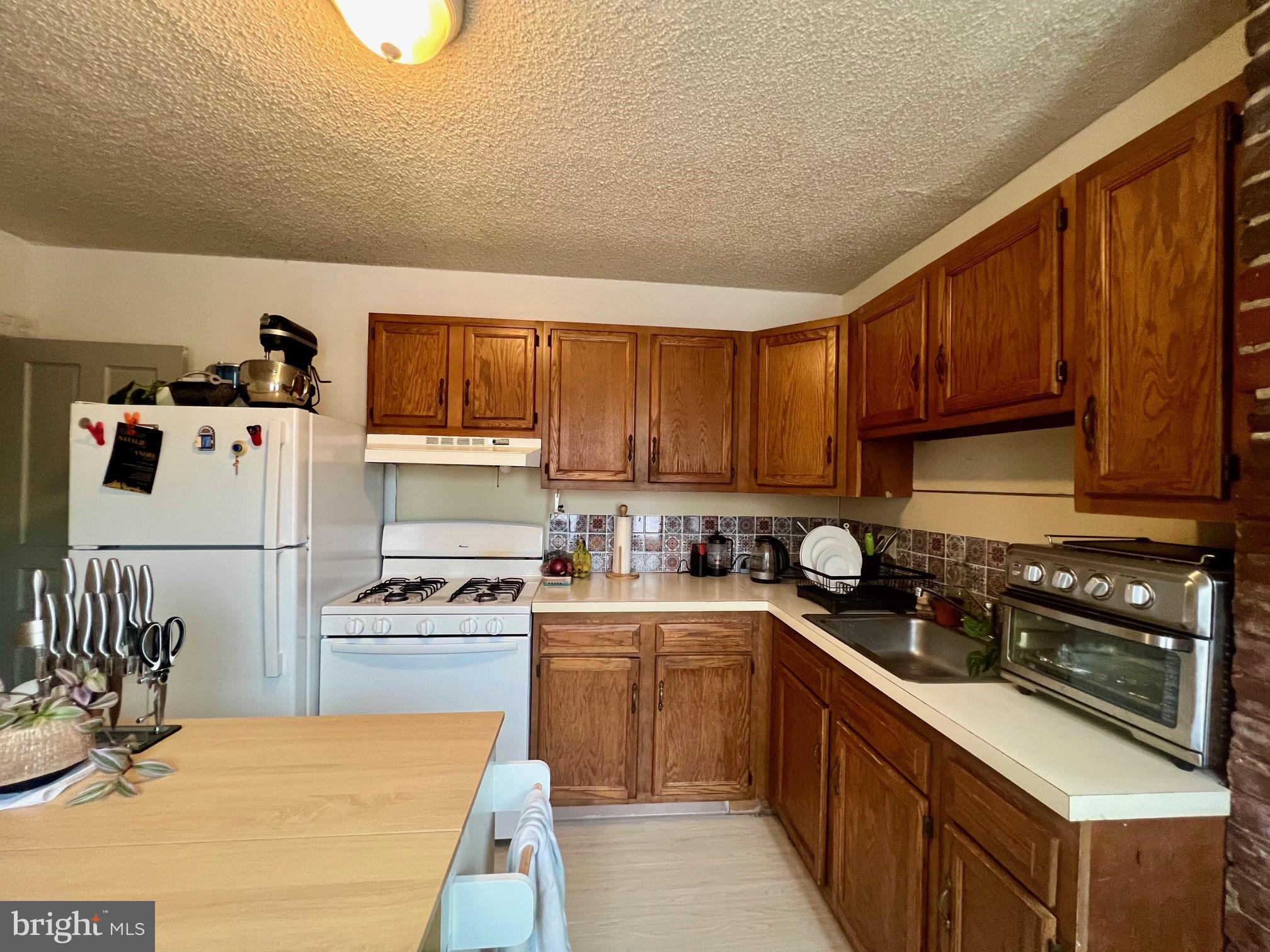1507 W 14TH STREET 3