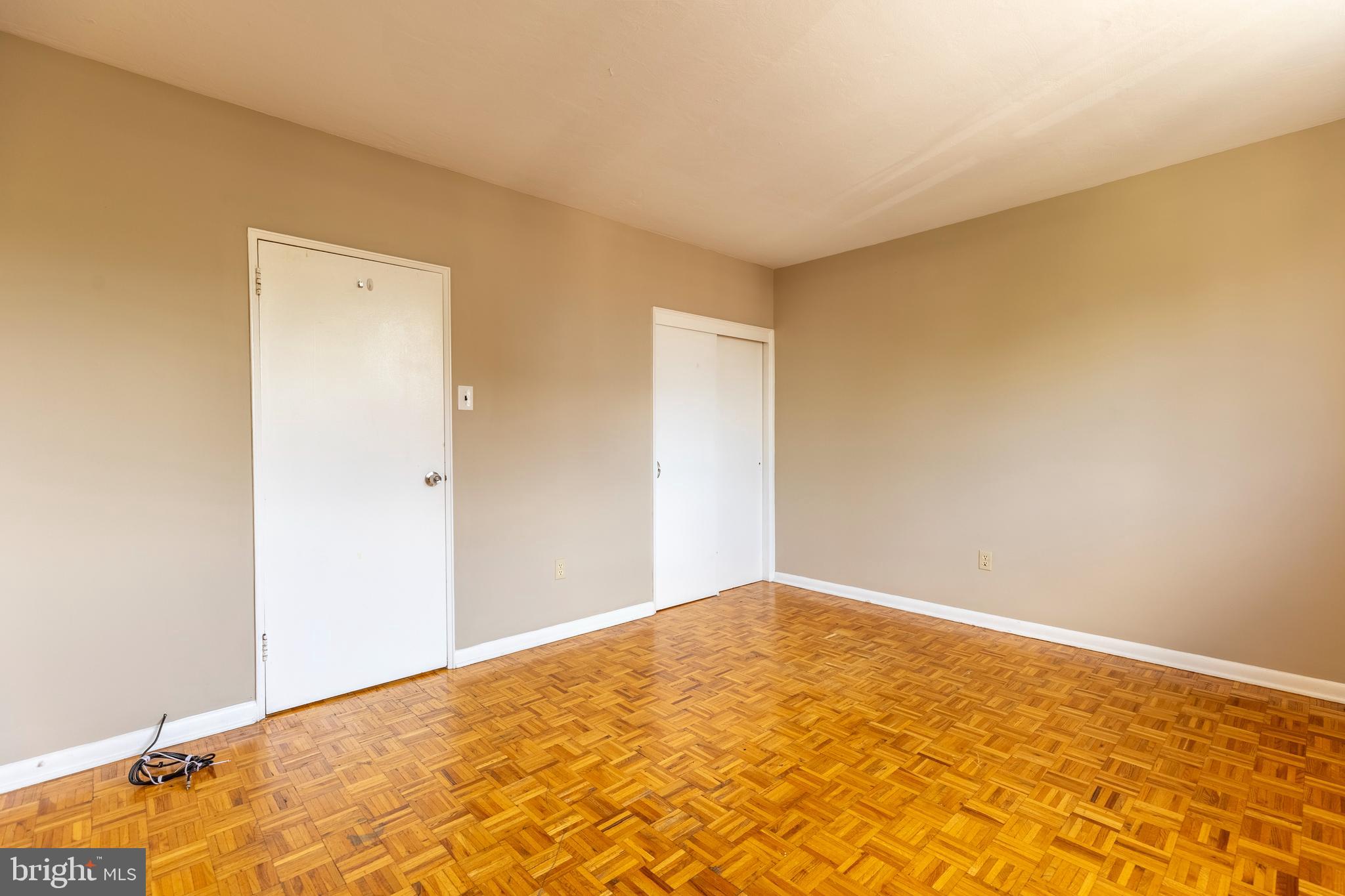 1301 N HARRISON STREET 401