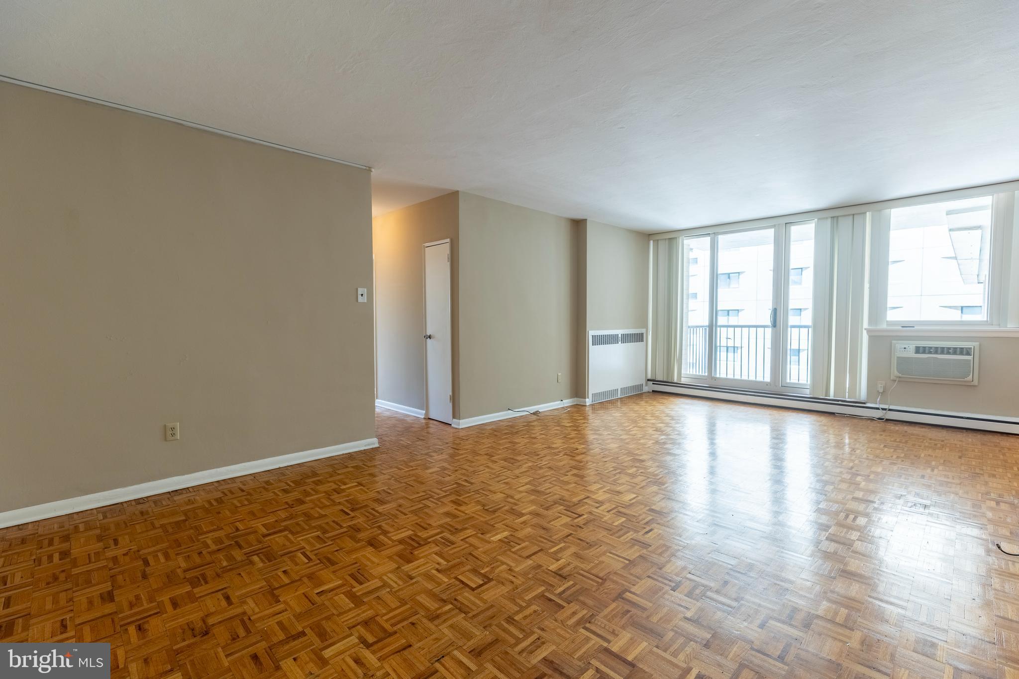 1301 N HARRISON STREET 401
