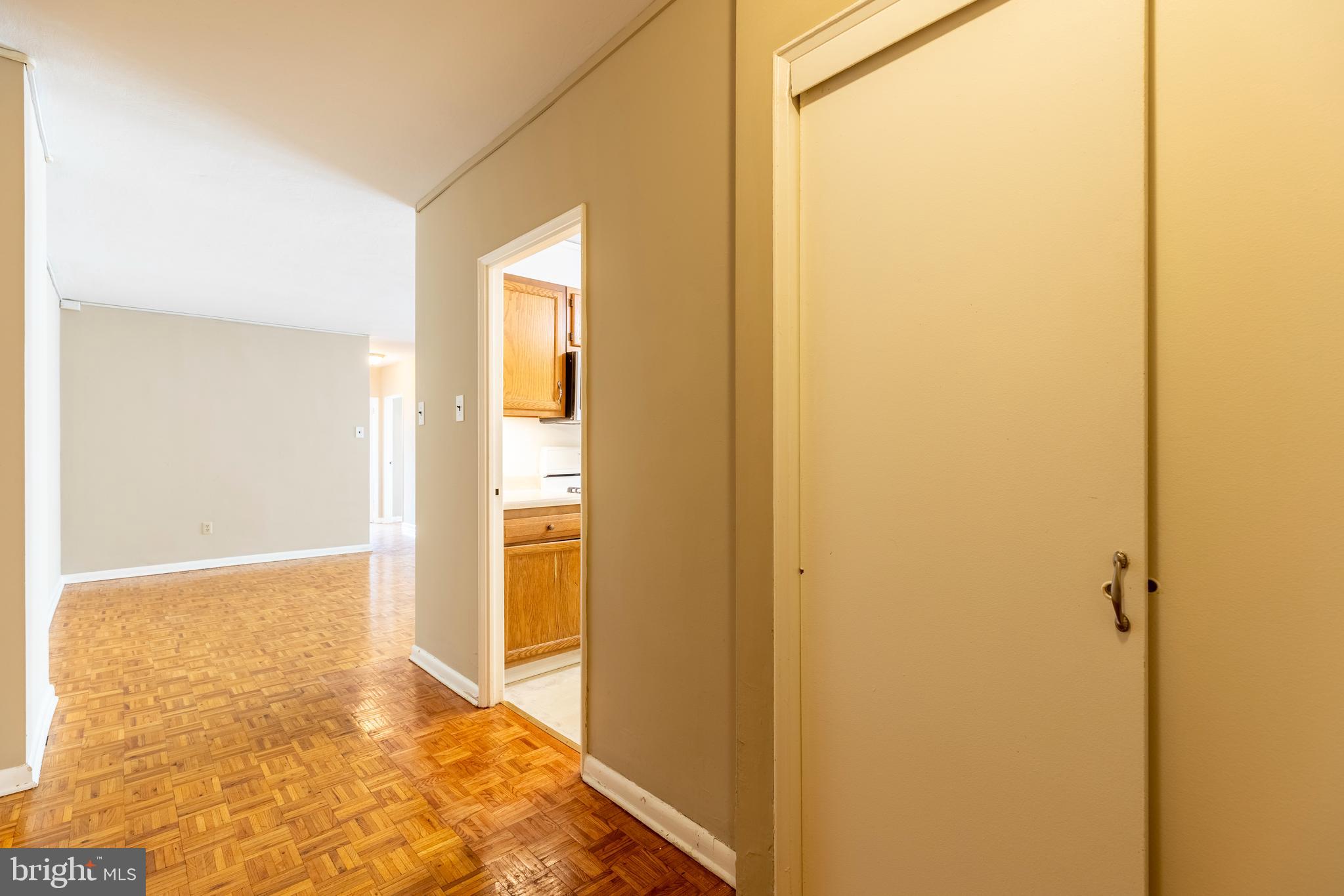 1301 N HARRISON STREET 401