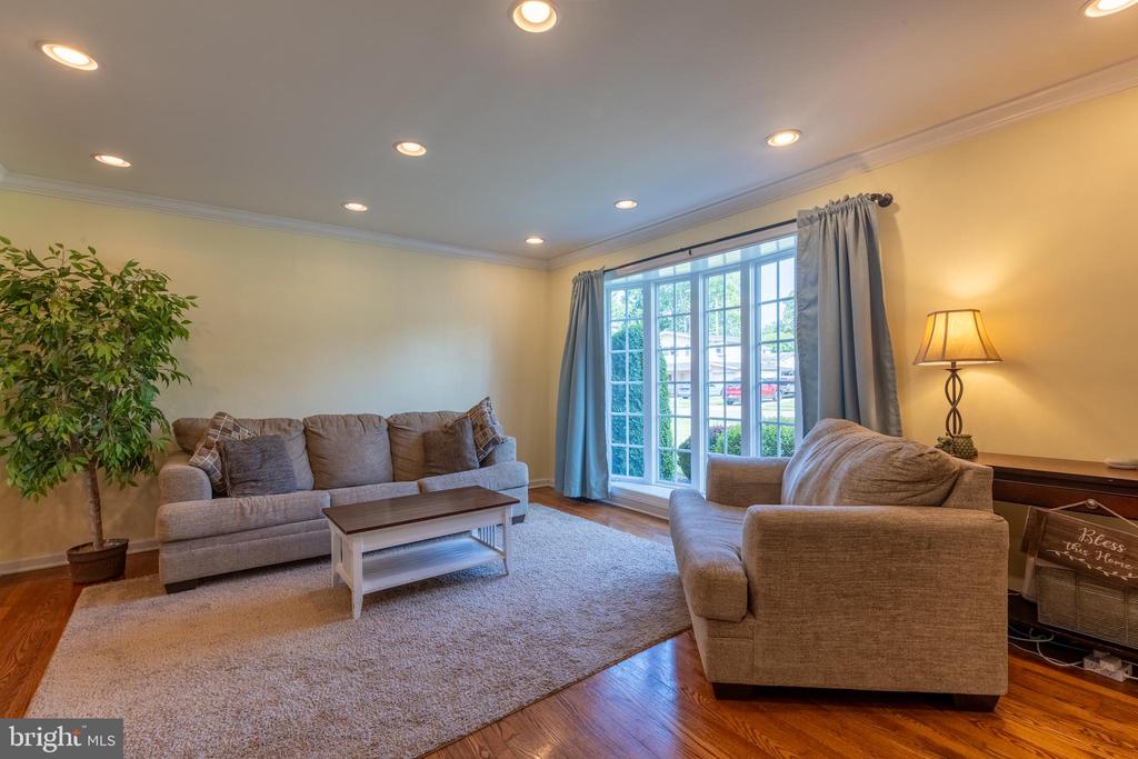 2511 MCCAWBER DRIVE