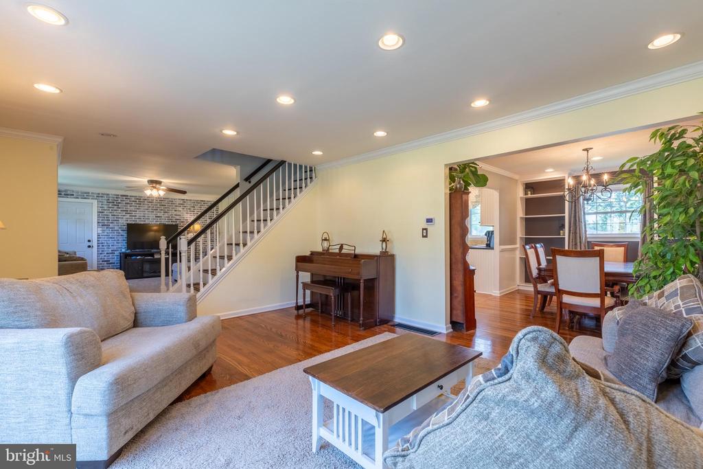 2511 MCCAWBER DRIVE