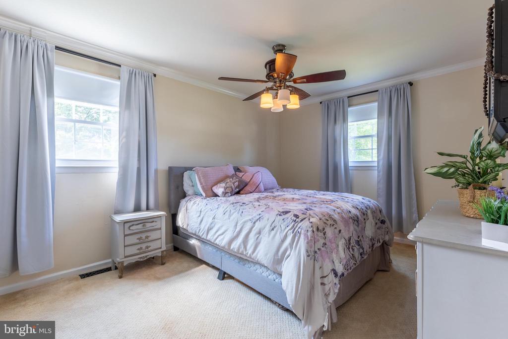 2511 MCCAWBER DRIVE