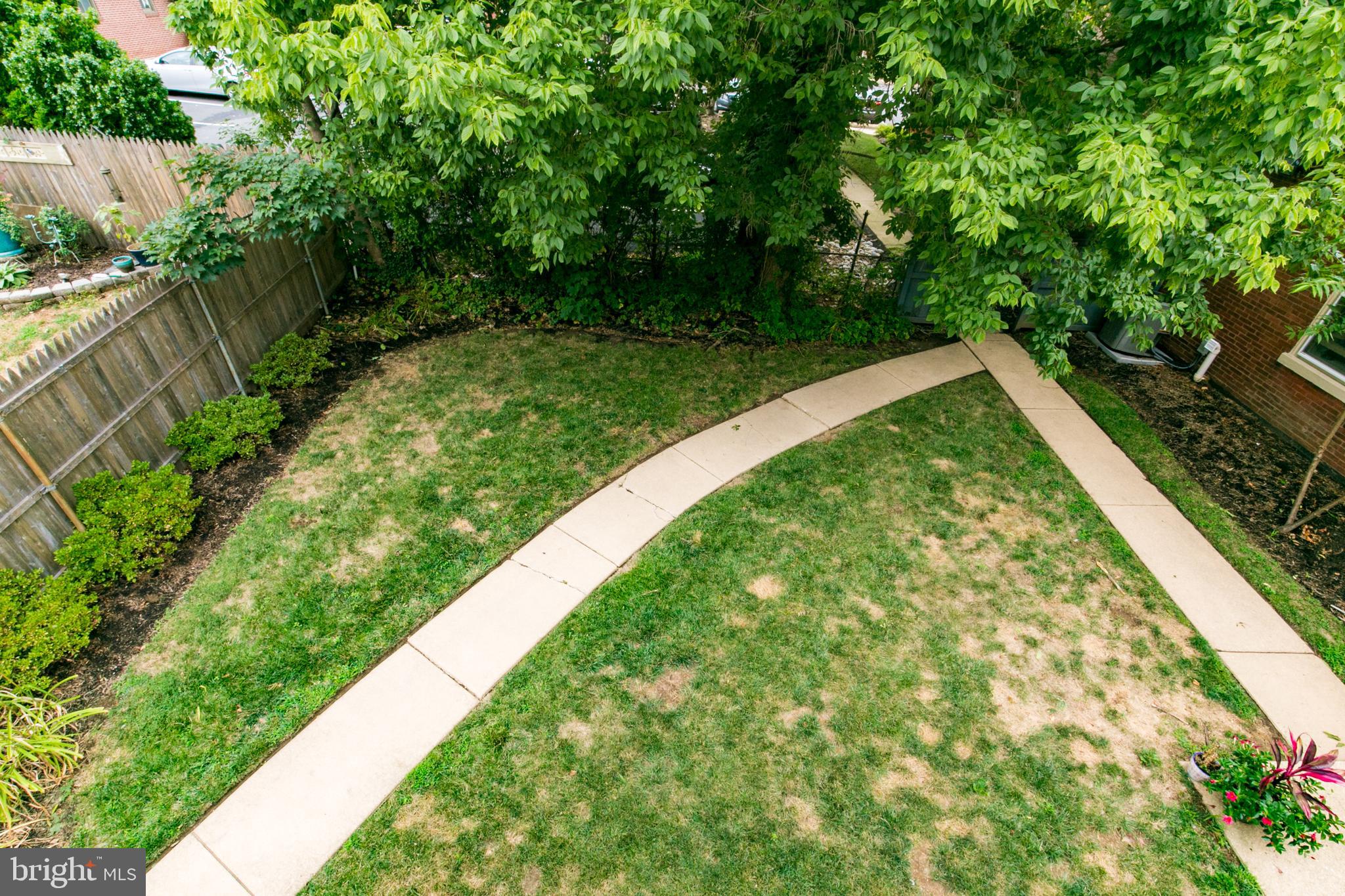 1305 W 13TH STREET 2