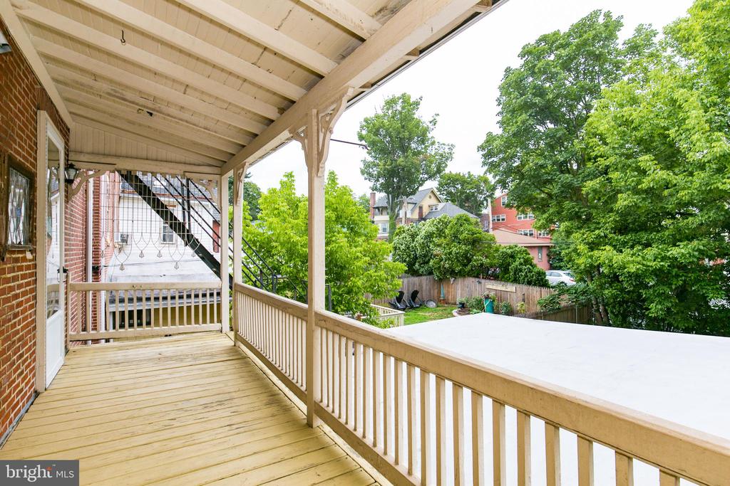 1305 W 13TH STREET 2