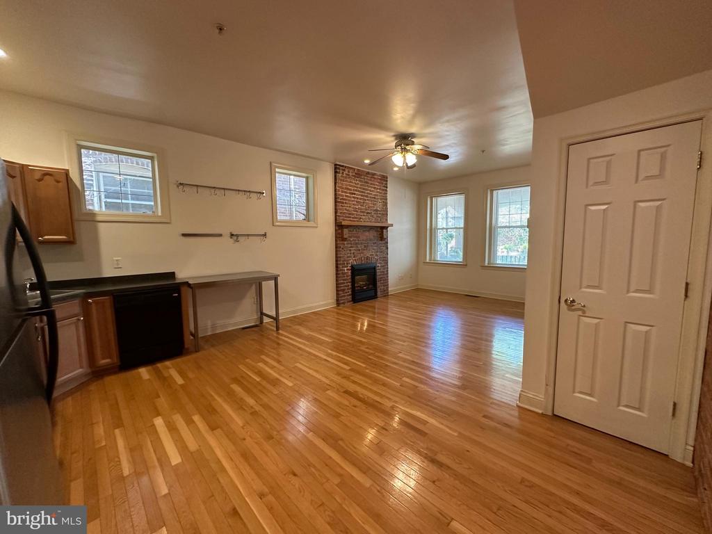 214 W 14 STREET 1