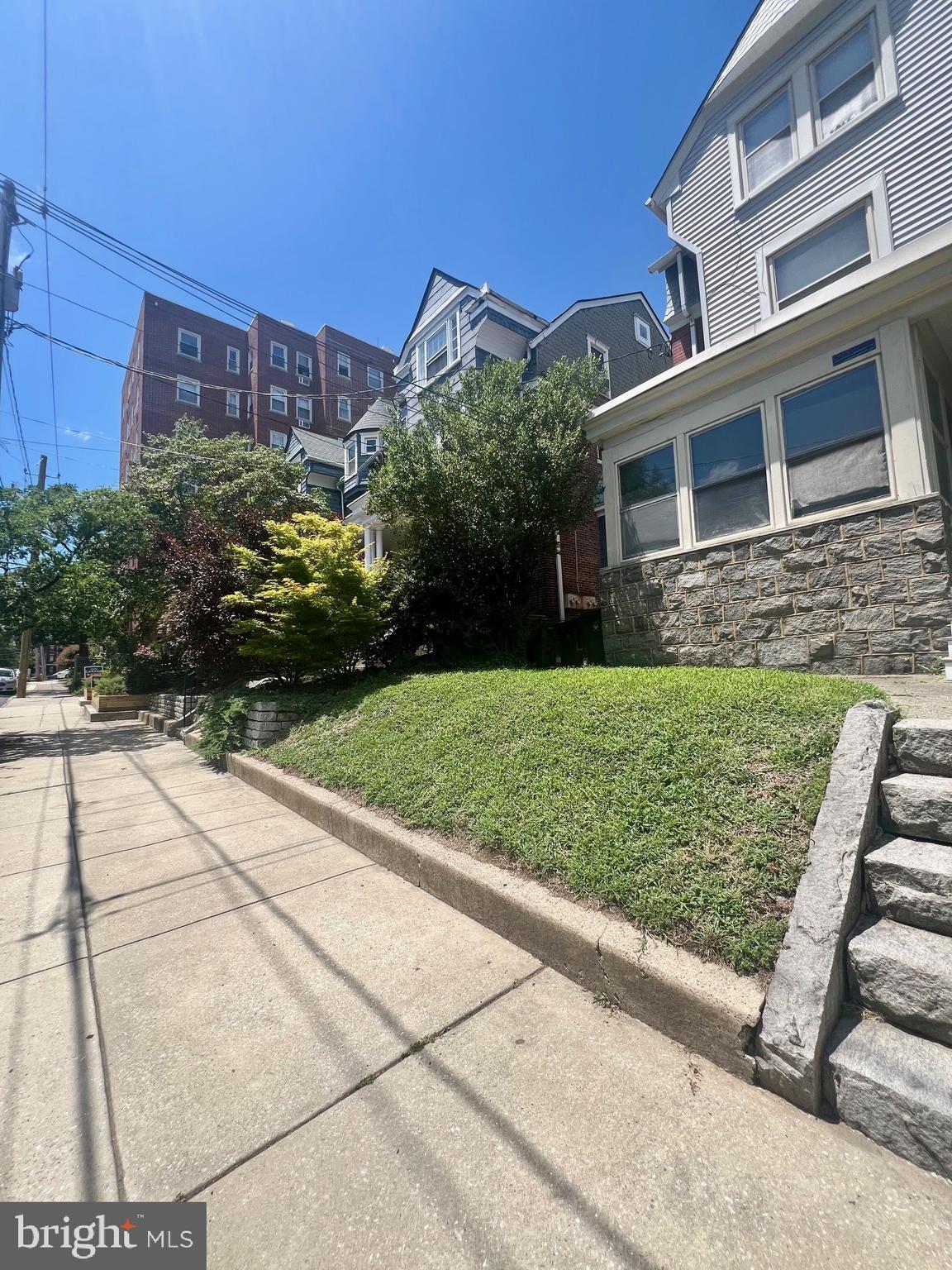 1509 N FRANKLIN STREET 1