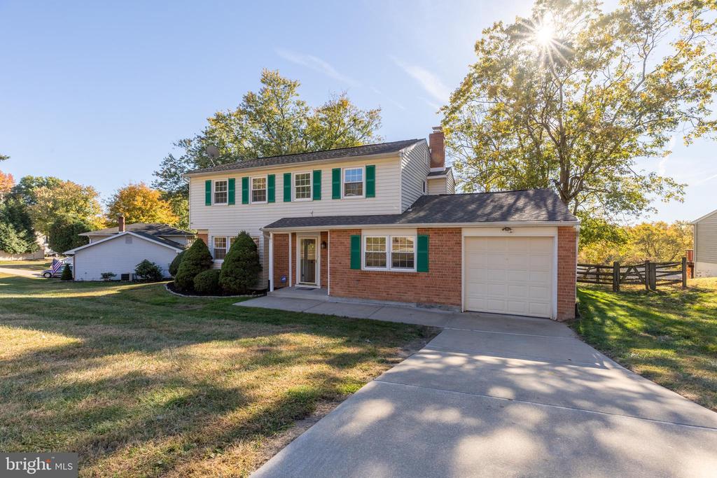 21 PINYON PINE CIRCLE