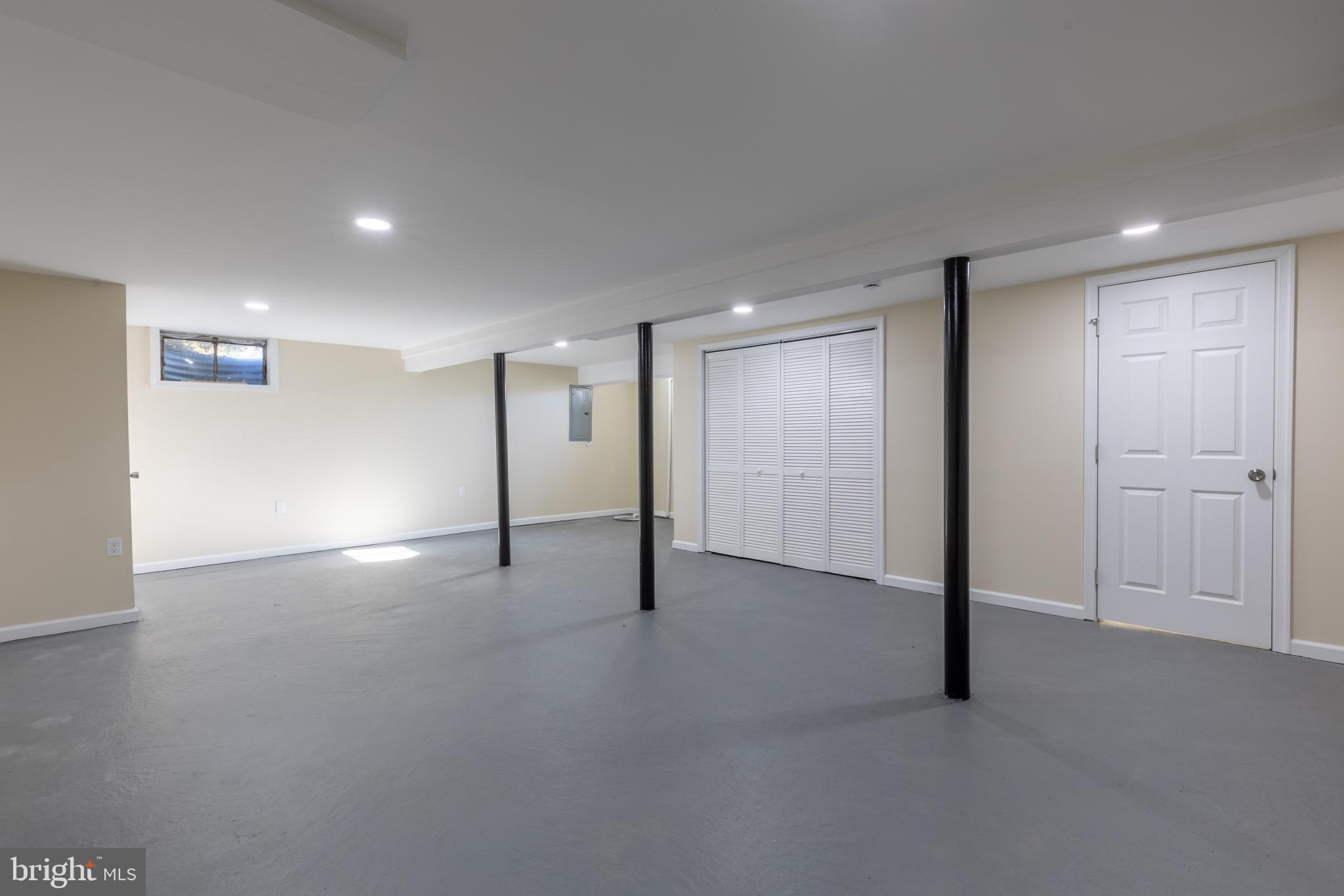 21 PINYON PINE CIRCLE