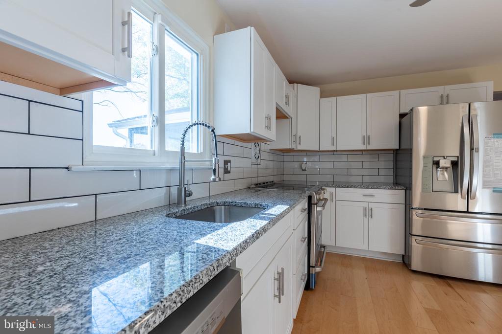 21 PINYON PINE CIRCLE