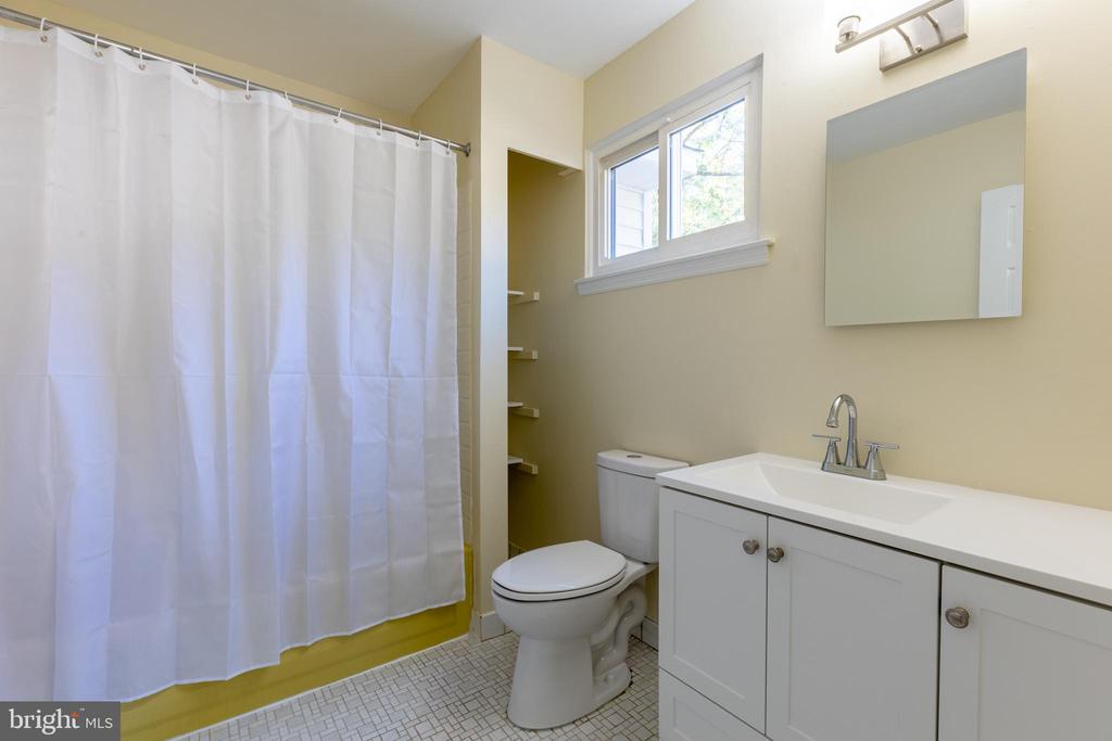 21 PINYON PINE CIRCLE