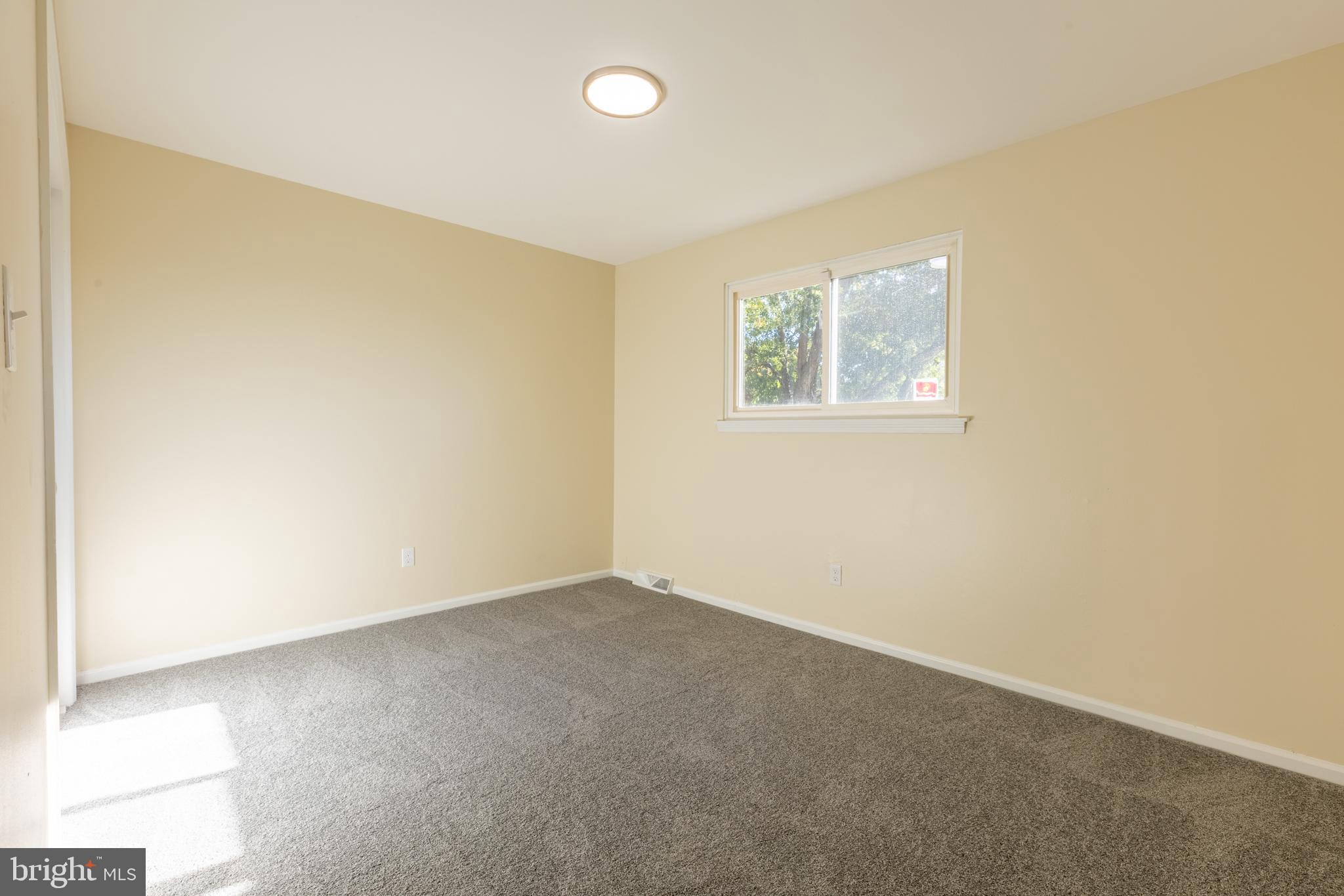 21 PINYON PINE CIRCLE