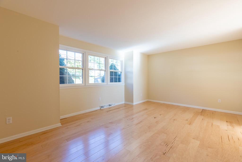 21 PINYON PINE CIRCLE