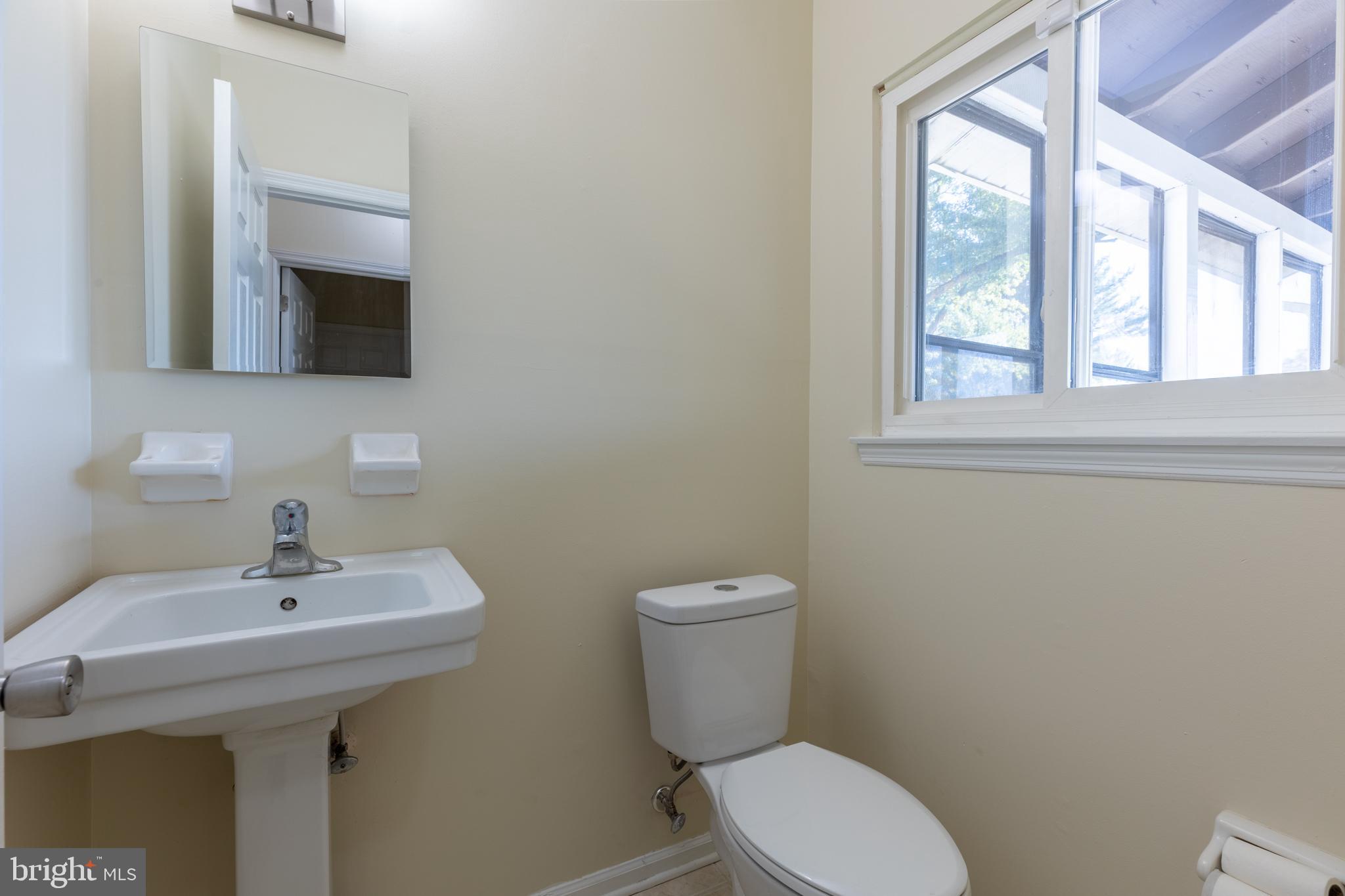 21 PINYON PINE CIRCLE