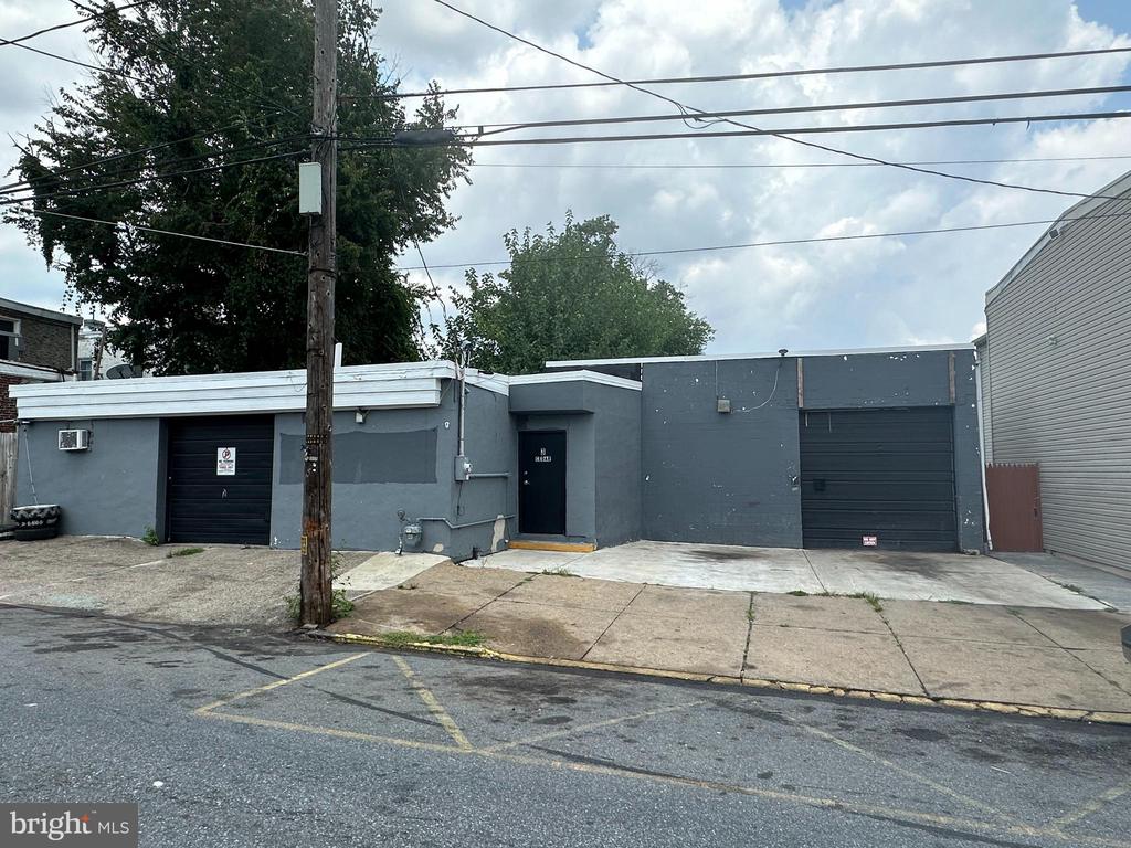 3 CEDAR STREET