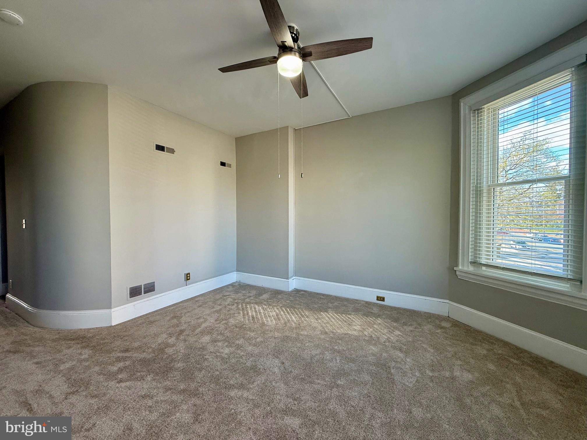 1304 DELAWARE AVENUE 6