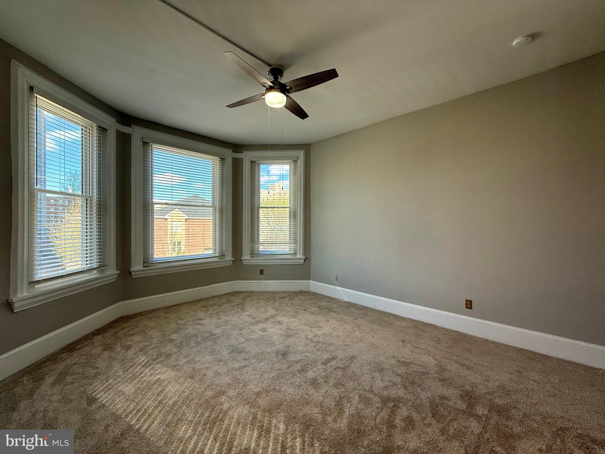 1304 DELAWARE AVENUE 6