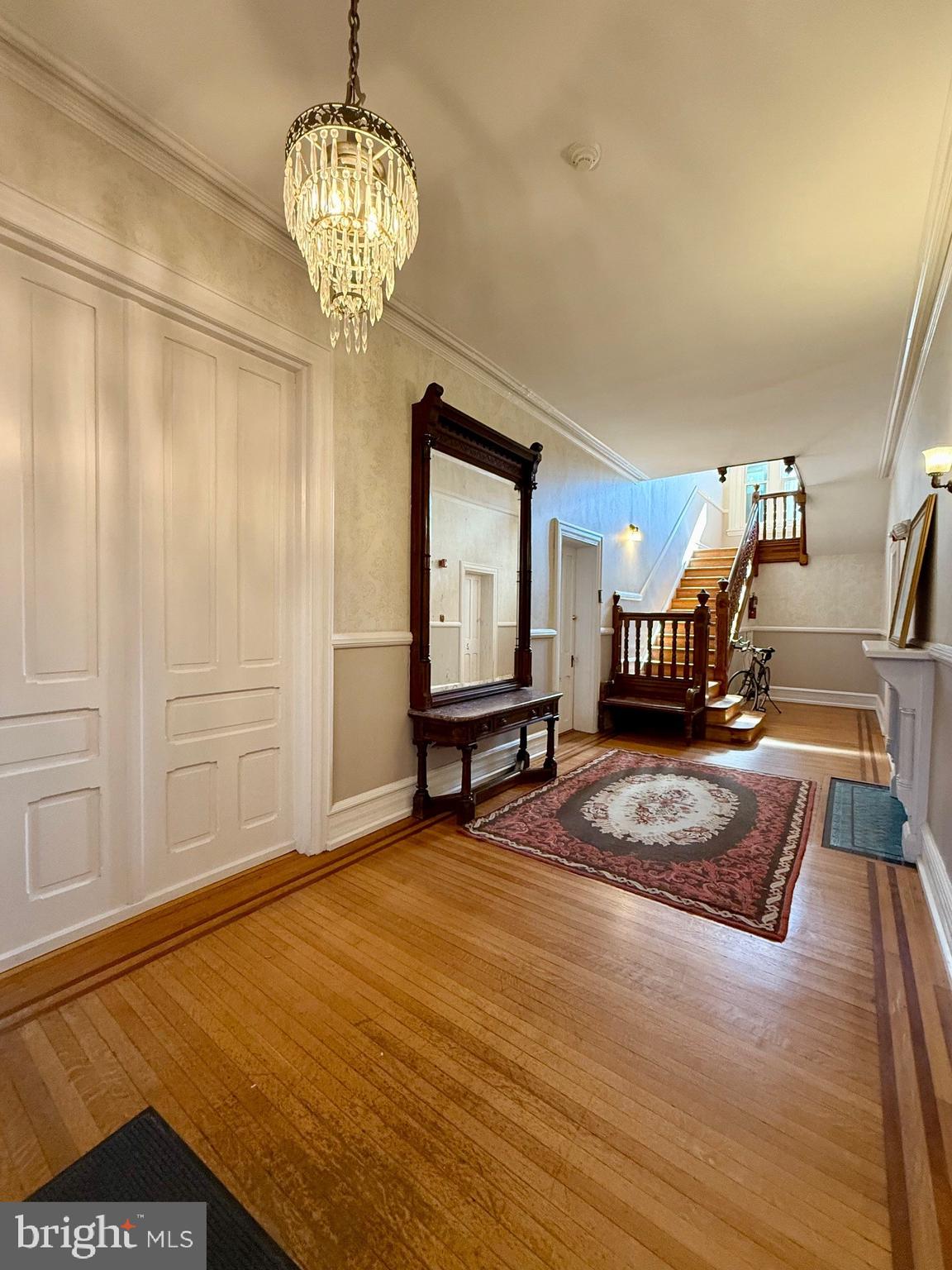 1304 DELAWARE AVENUE 6