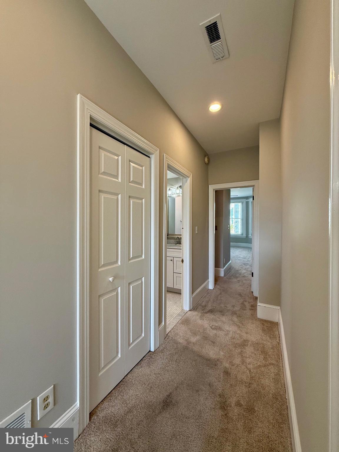 1304 DELAWARE AVENUE 6
