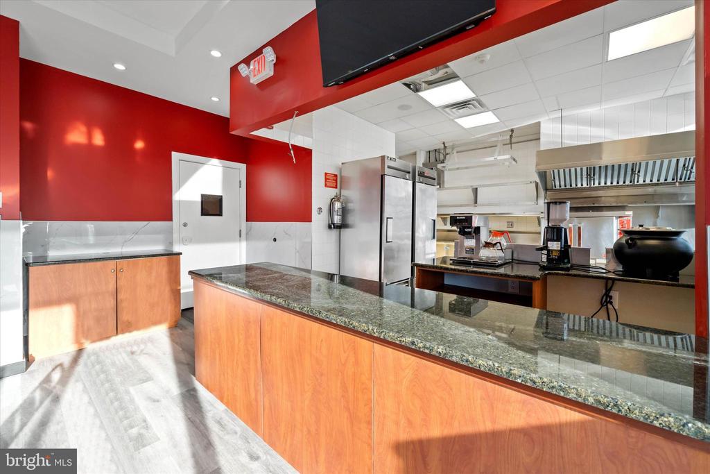 2401 PENNSYLVANIA AVENUE Unit: 103