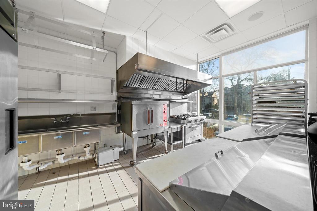 2401 PENNSYLVANIA AVENUE Unit: 103