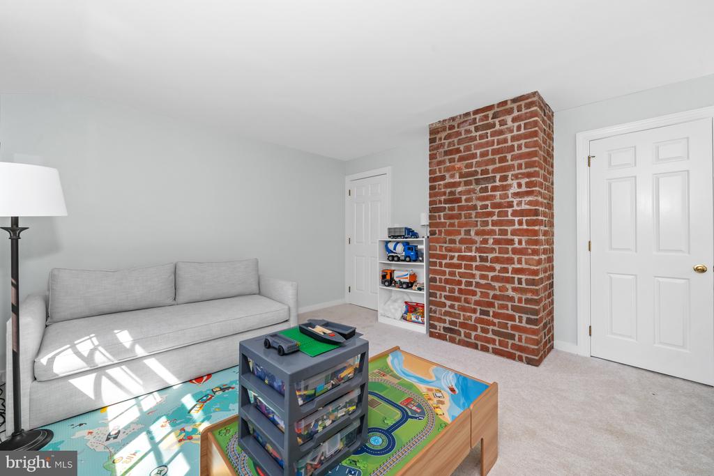 118 CHANDLER LANE