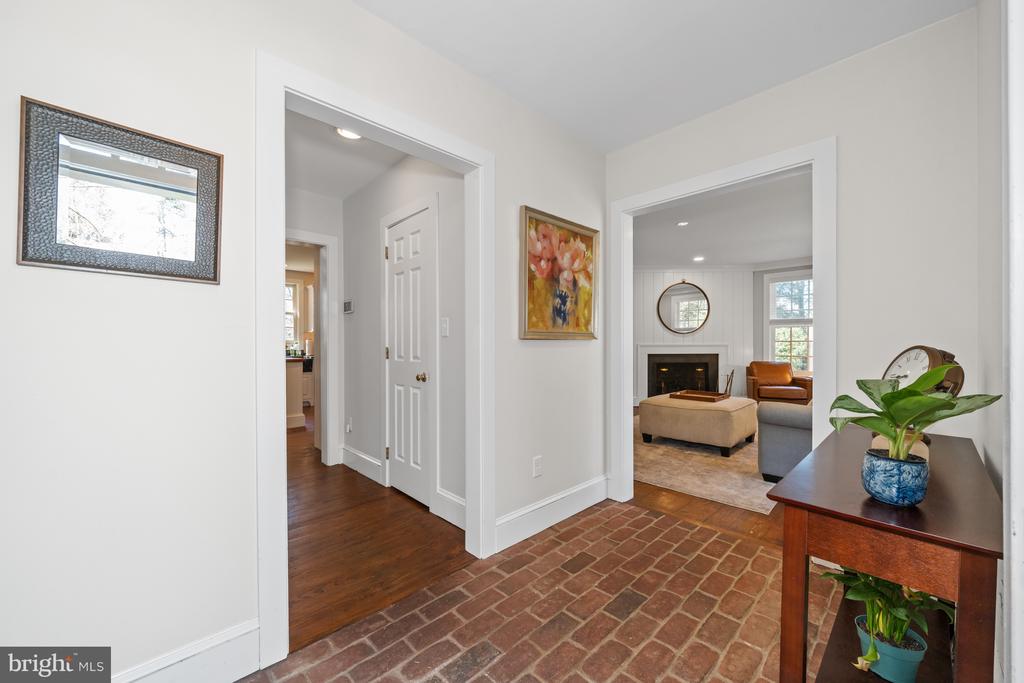 118 CHANDLER LANE