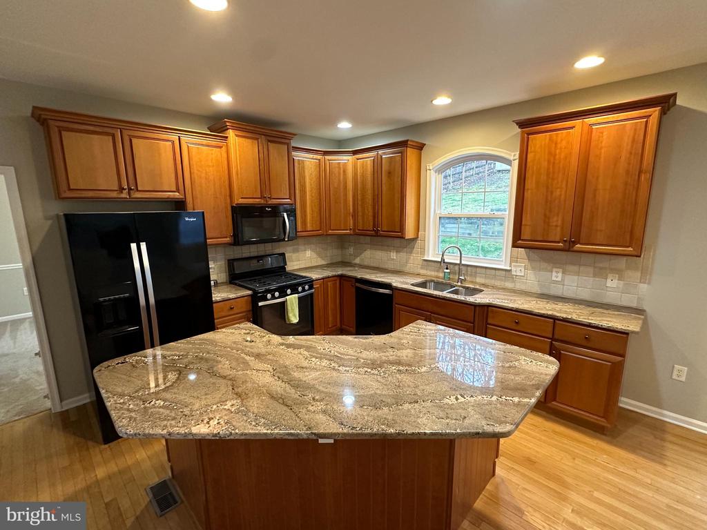 2143 BRACKENVILLE ROAD