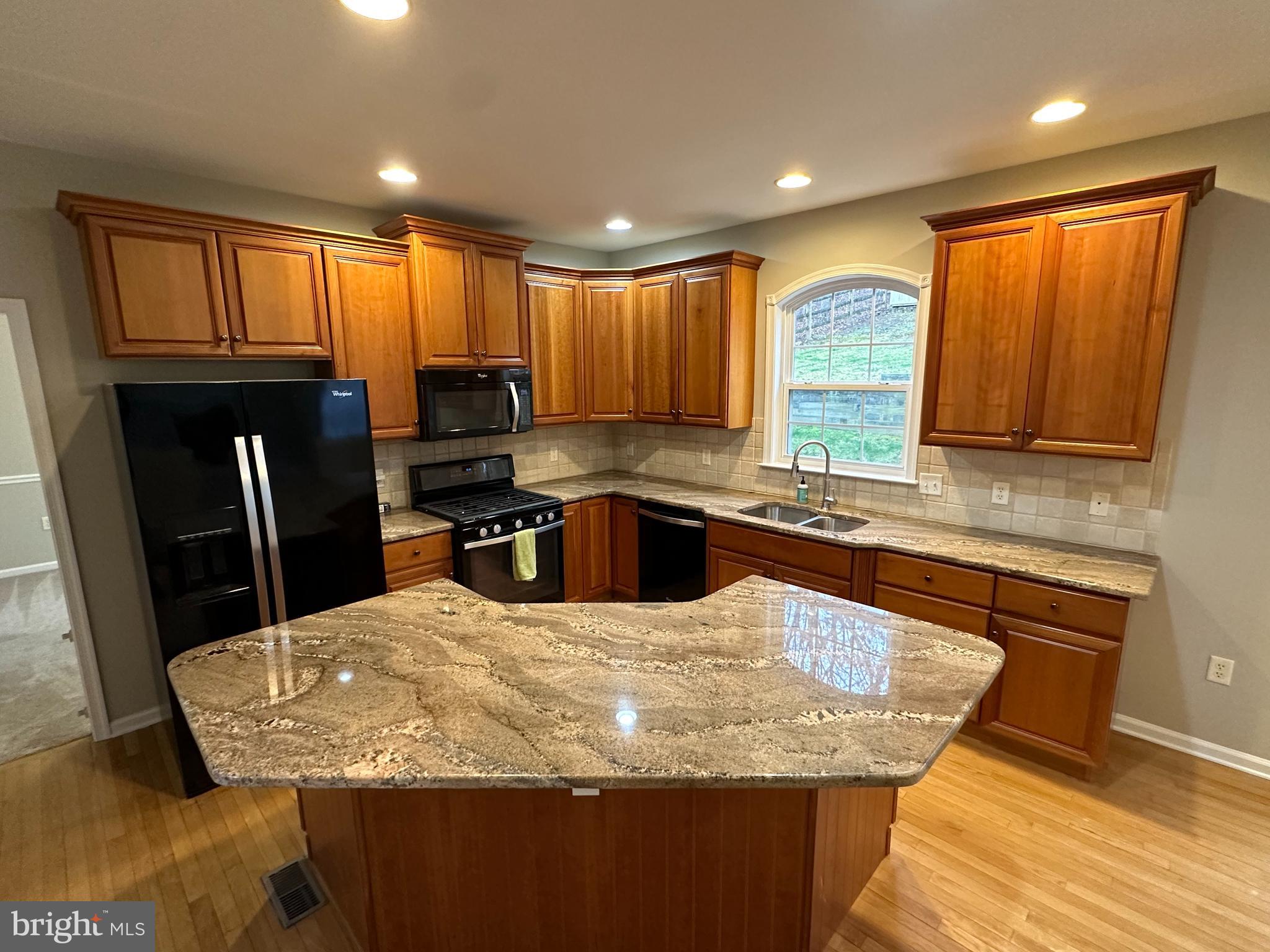 2143 BRACKENVILLE ROAD
