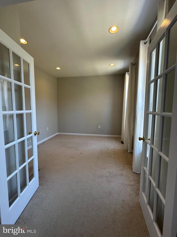 2143 BRACKENVILLE ROAD