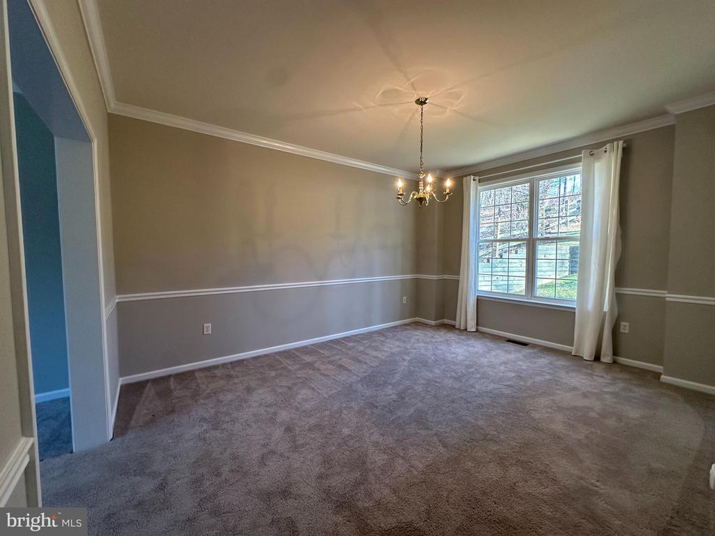 2143 BRACKENVILLE ROAD
