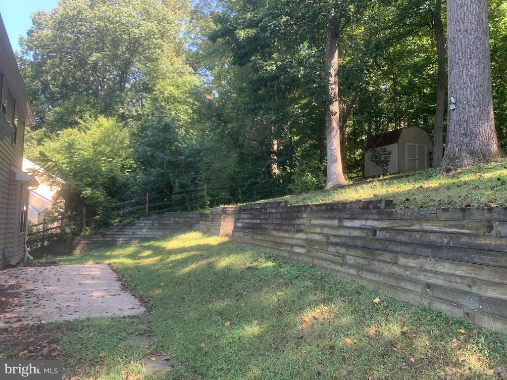 2143 BRACKENVILLE ROAD