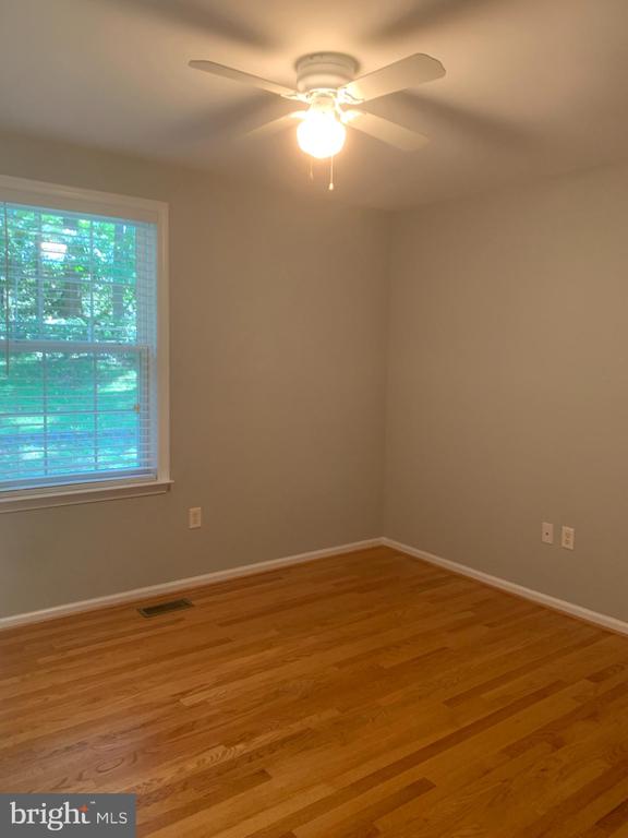 2143 BRACKENVILLE ROAD