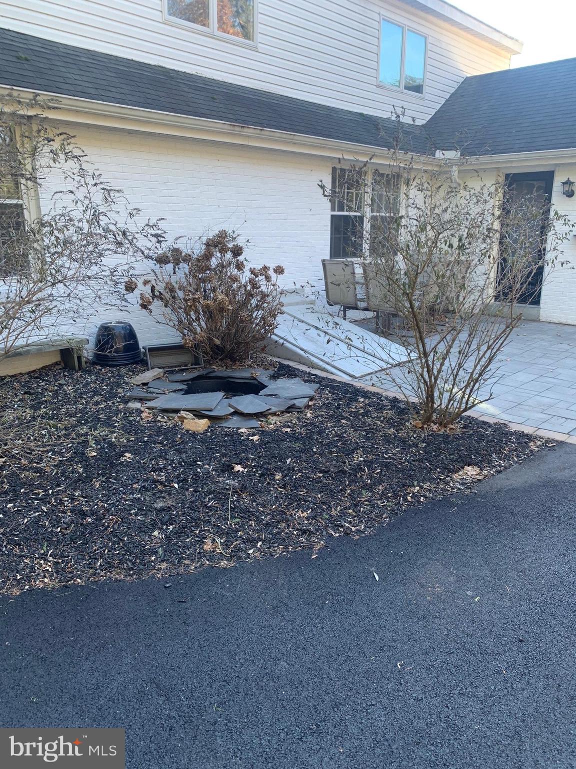 305 CORNWALL ROAD