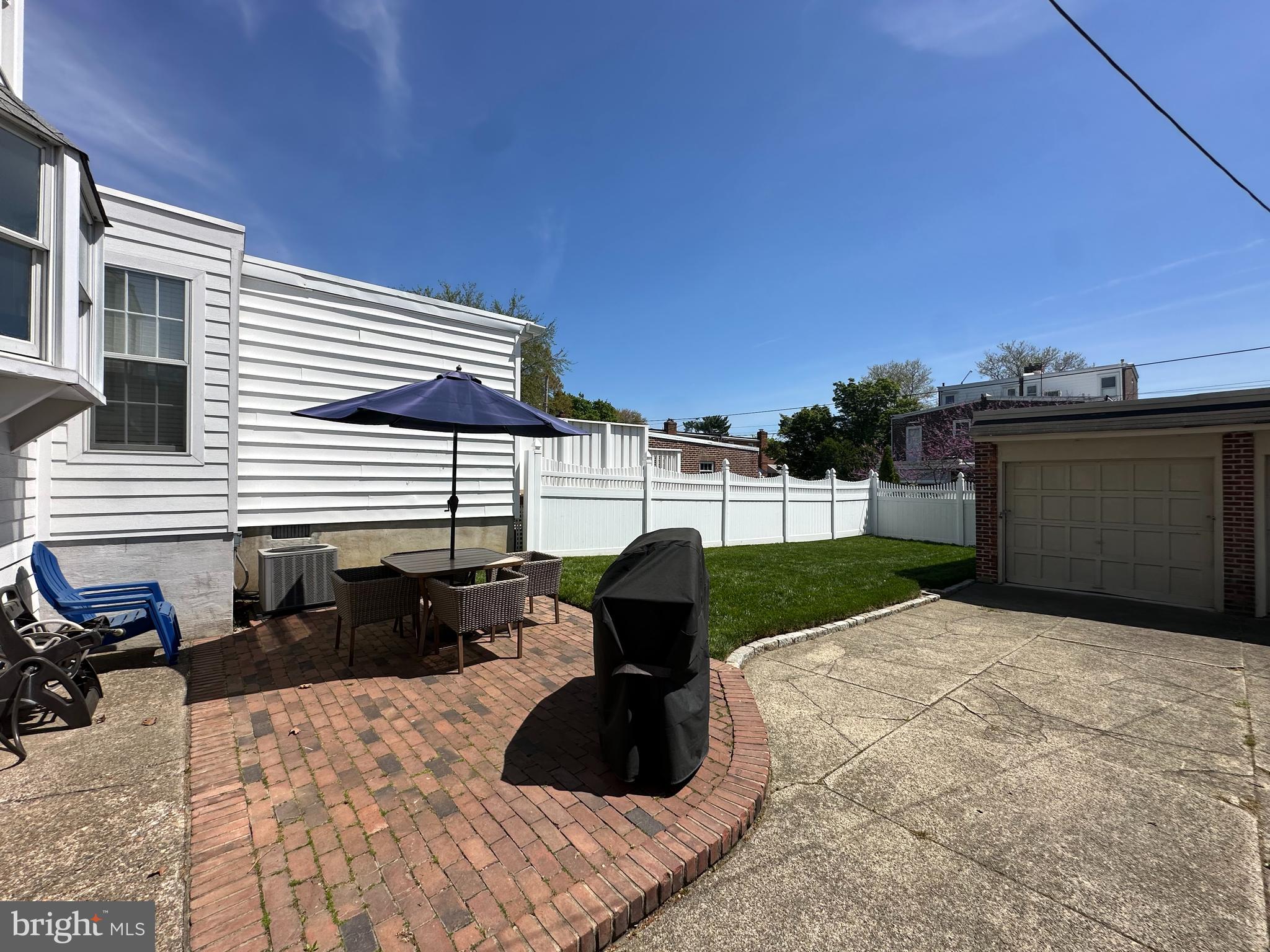 1416 N GRANT AVENUE